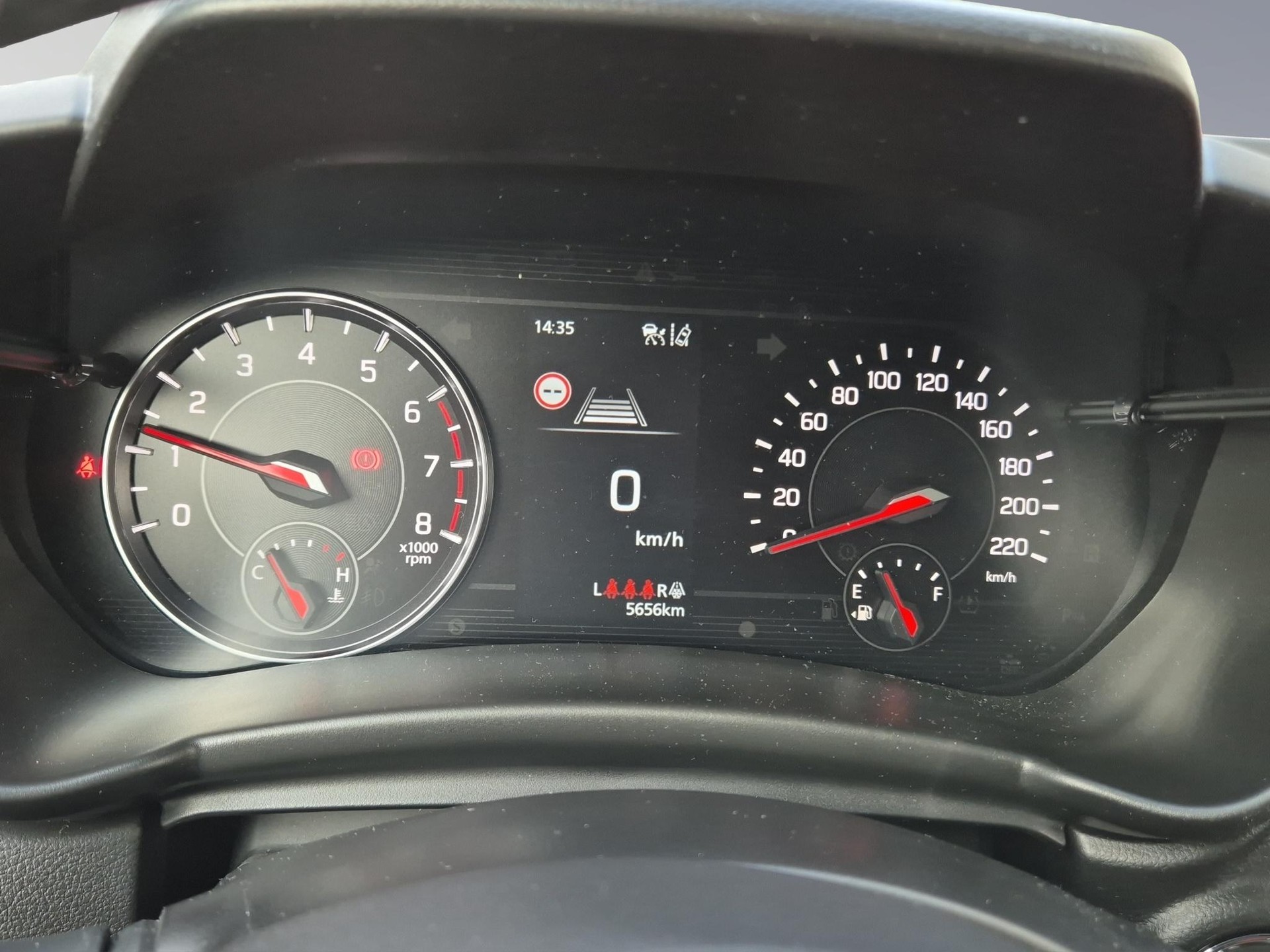 SUZUKI Swift 1.2 Tradizio Top Hybrid 4x4-image-10