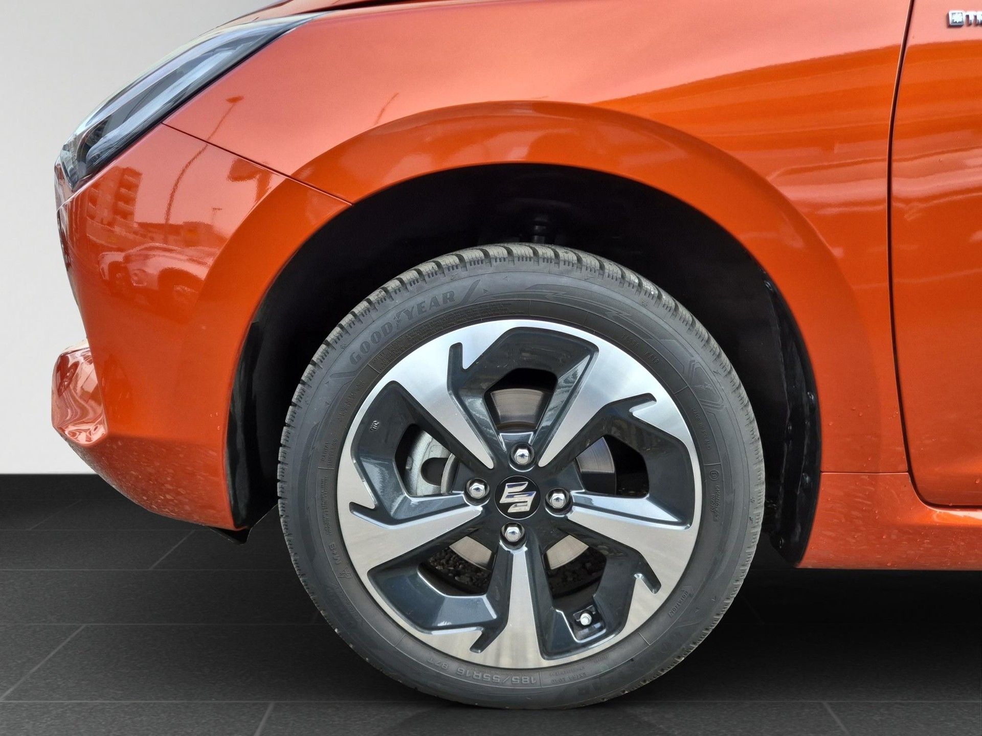 SUZUKI Swift 1.2 Tradizio Top Hybrid 4x4-image-18