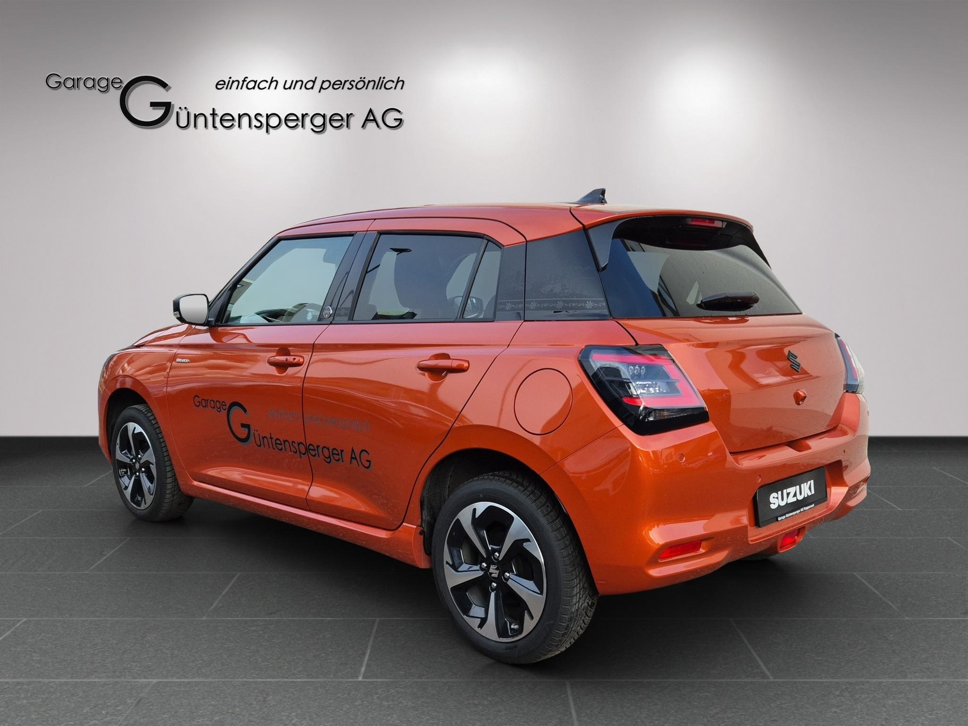 SUZUKI Swift 1.2 Tradizio Top Hybrid 4x4-showroom-element-2