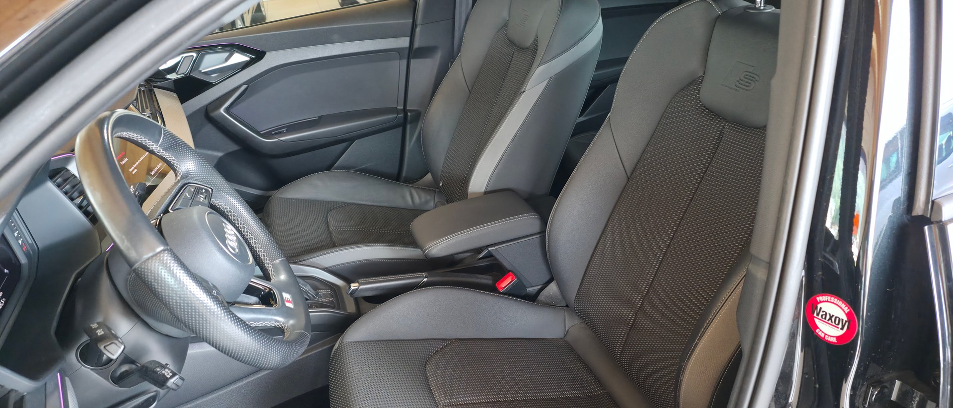 AUDI A1 Sportback 30 TFSI S Line-image-7