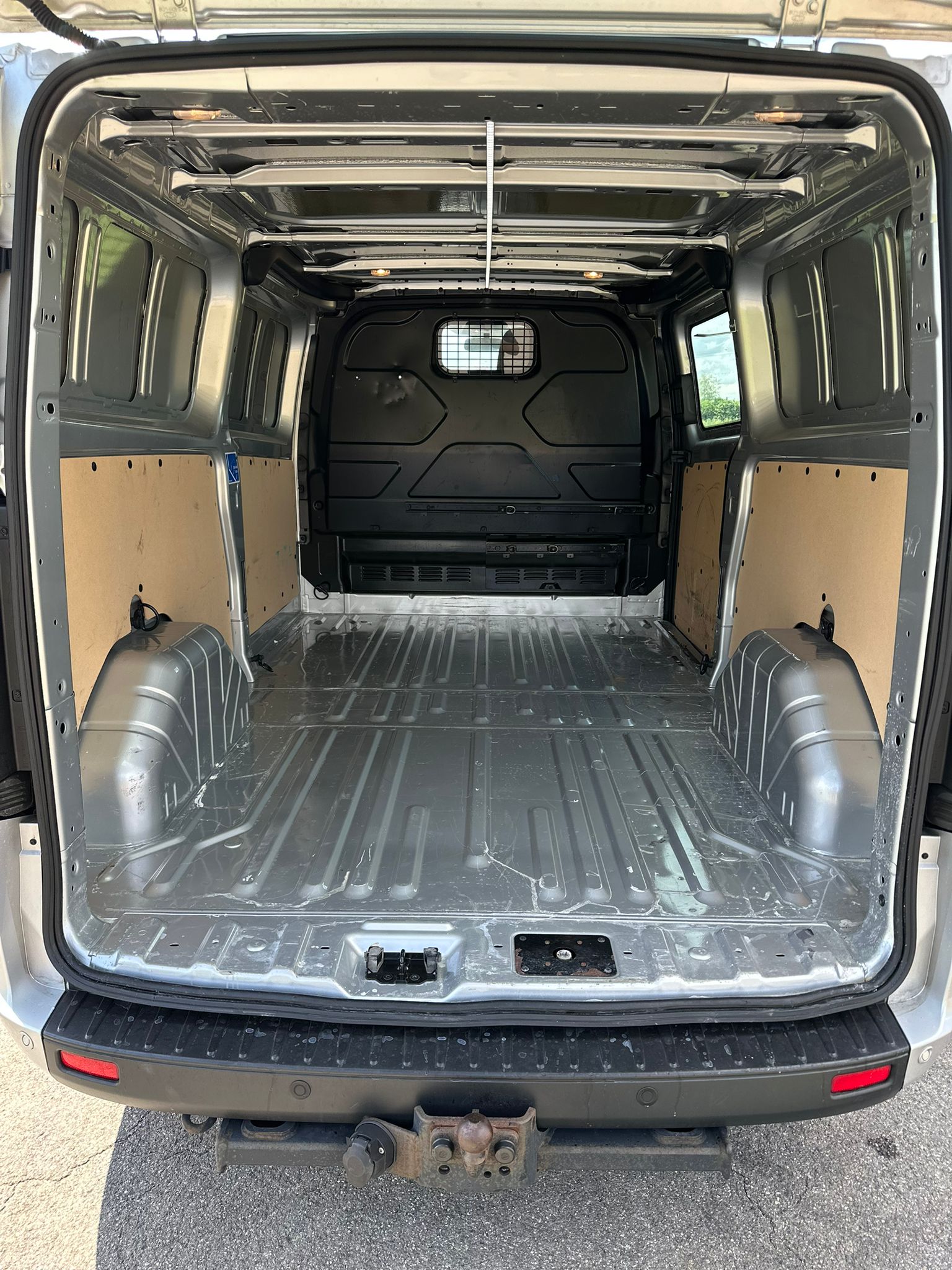 FORD Transit Custom Van 340 L2H1 Ambiente-image-11