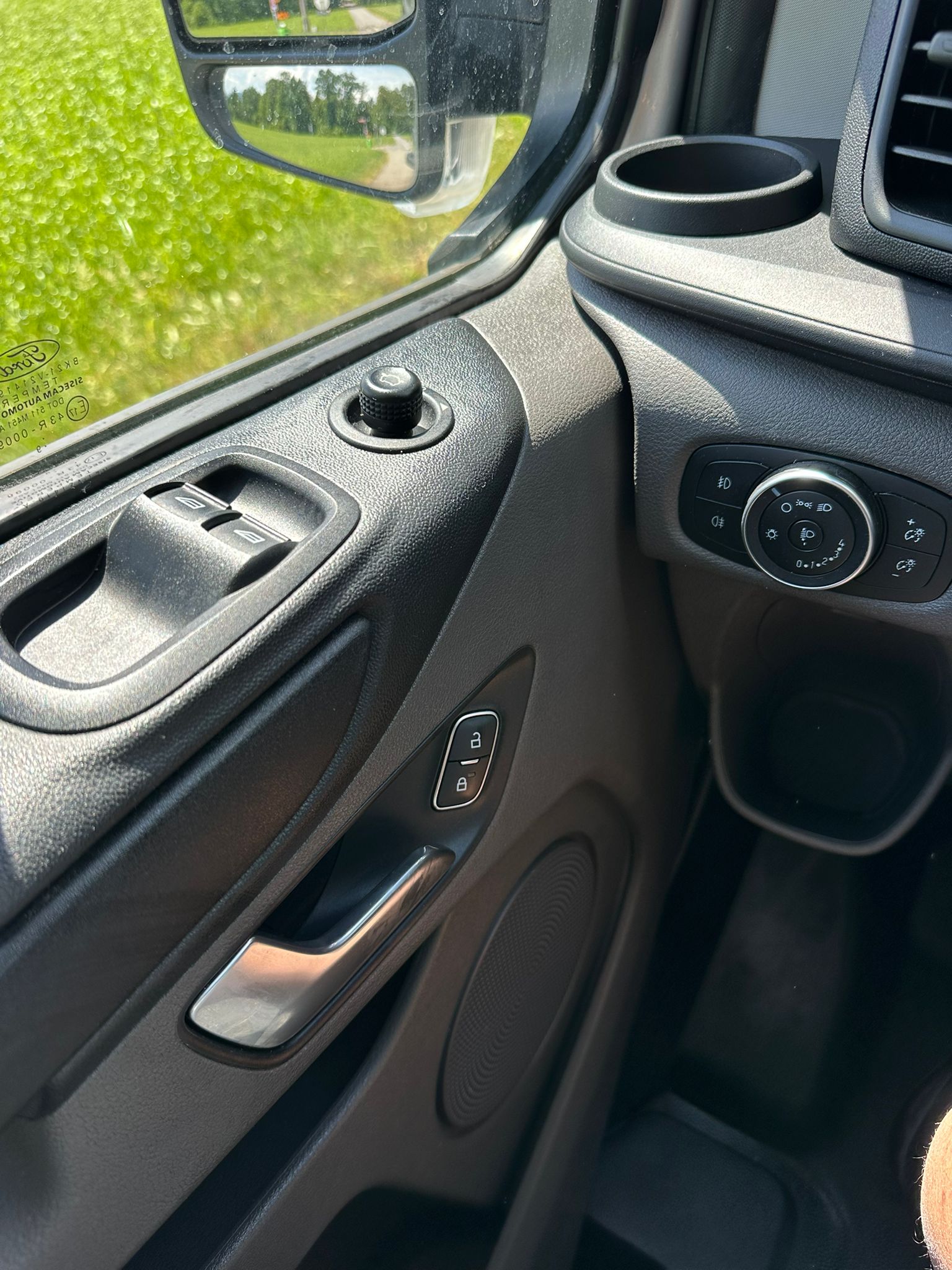 FORD Transit Custom Van 340 L2H1 Ambiente-image-21