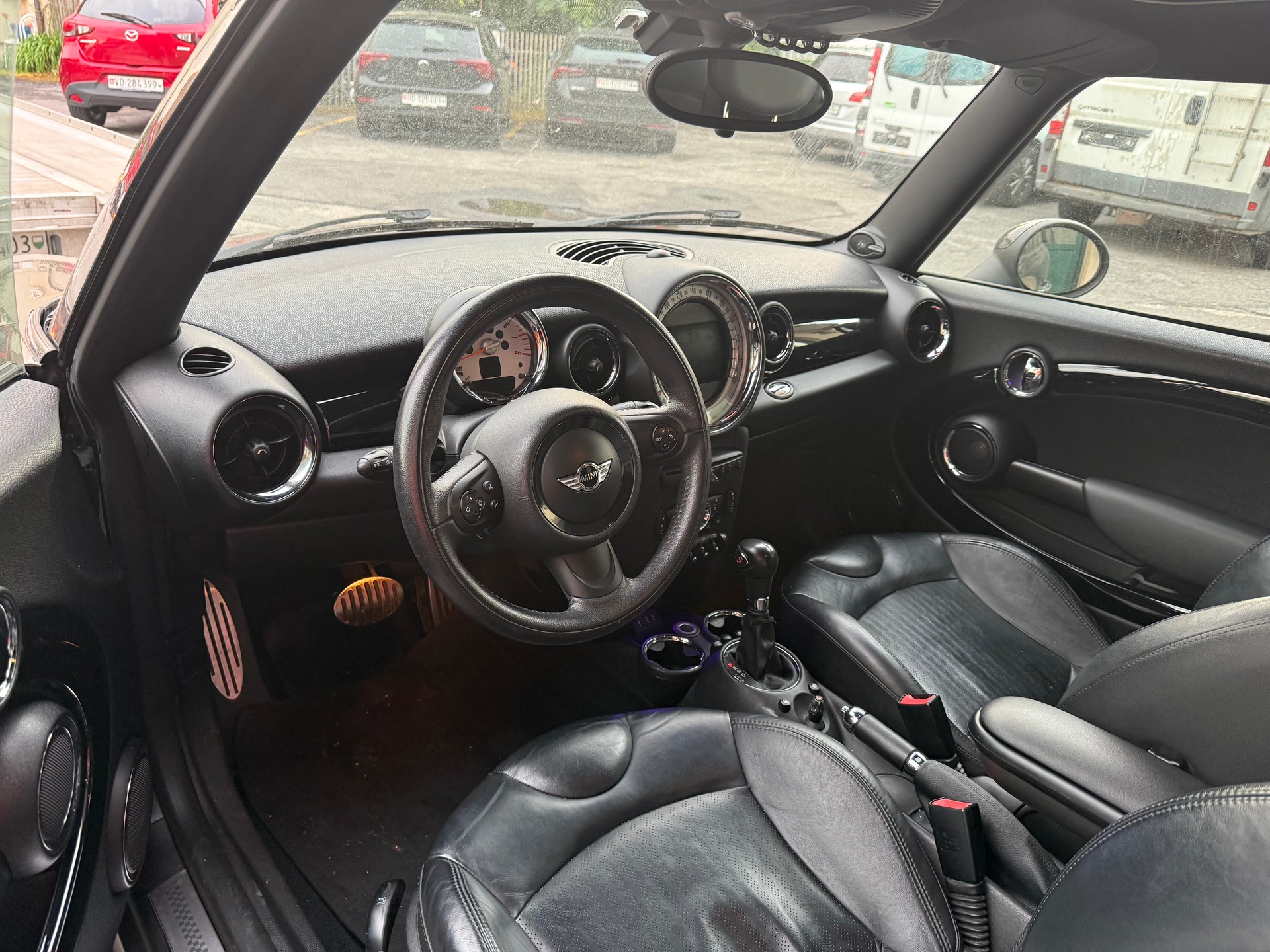 MINI Clubman Cooper S Steptronic-showroom-element-3