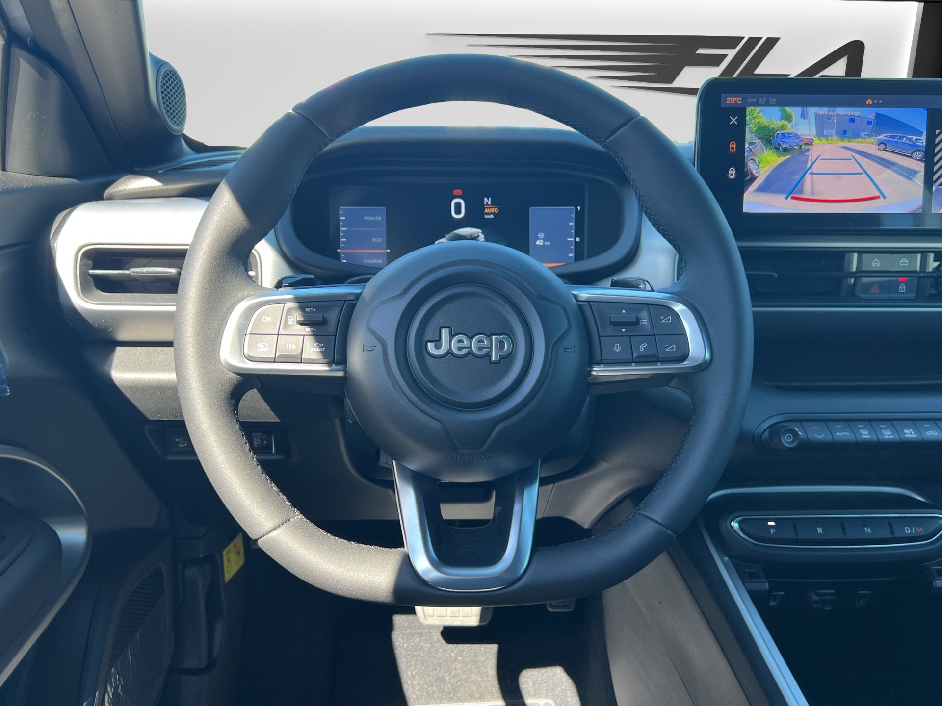 JEEP Avenger 1.2 MHEV Upland 4xe-image-8