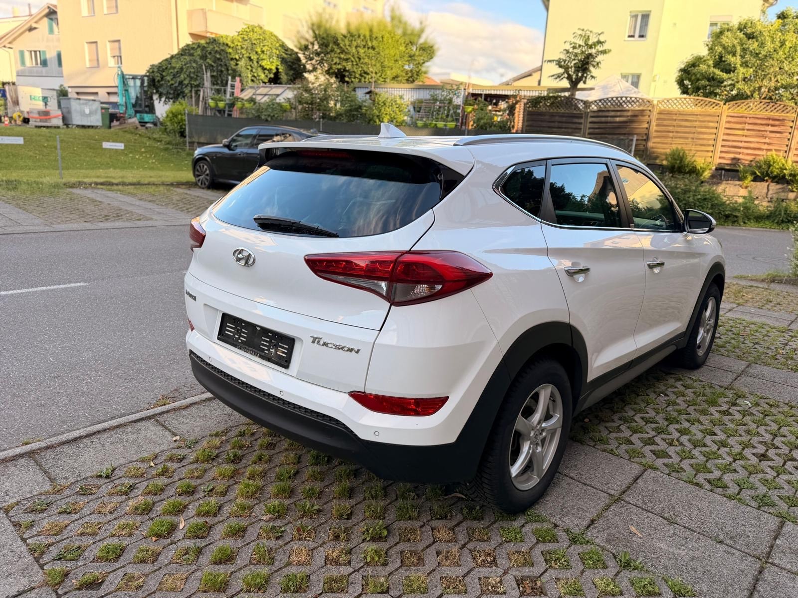 HYUNDAI Tucson 1.7 CRDI Origo 2WD DCT7-image-4