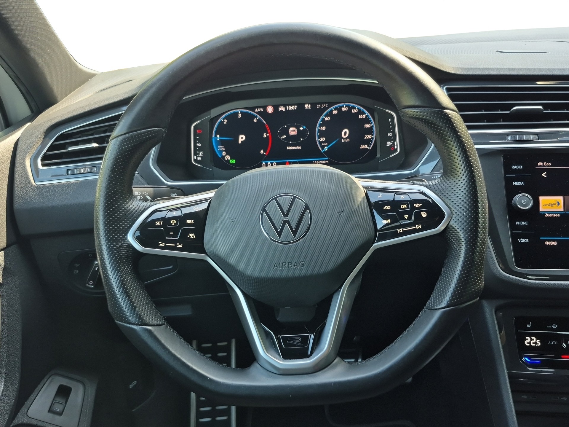 VW Tiguan 2.0 TDI SCR R-Line 4Motion DSG *Anhängerkupplung*-image-8