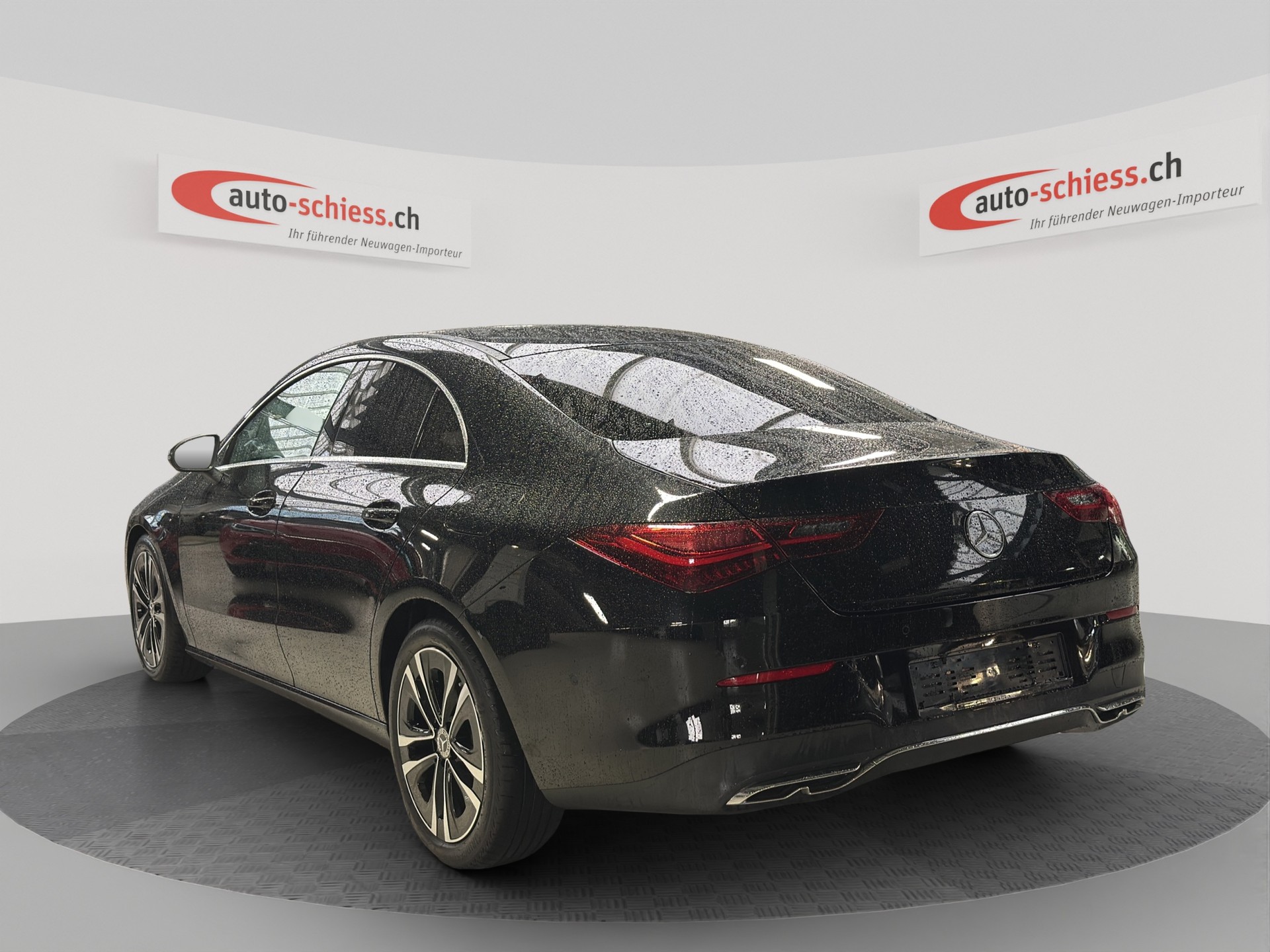 MERCEDES-BENZ CLA 180 7G-DCT Progressive-showroom-element-2