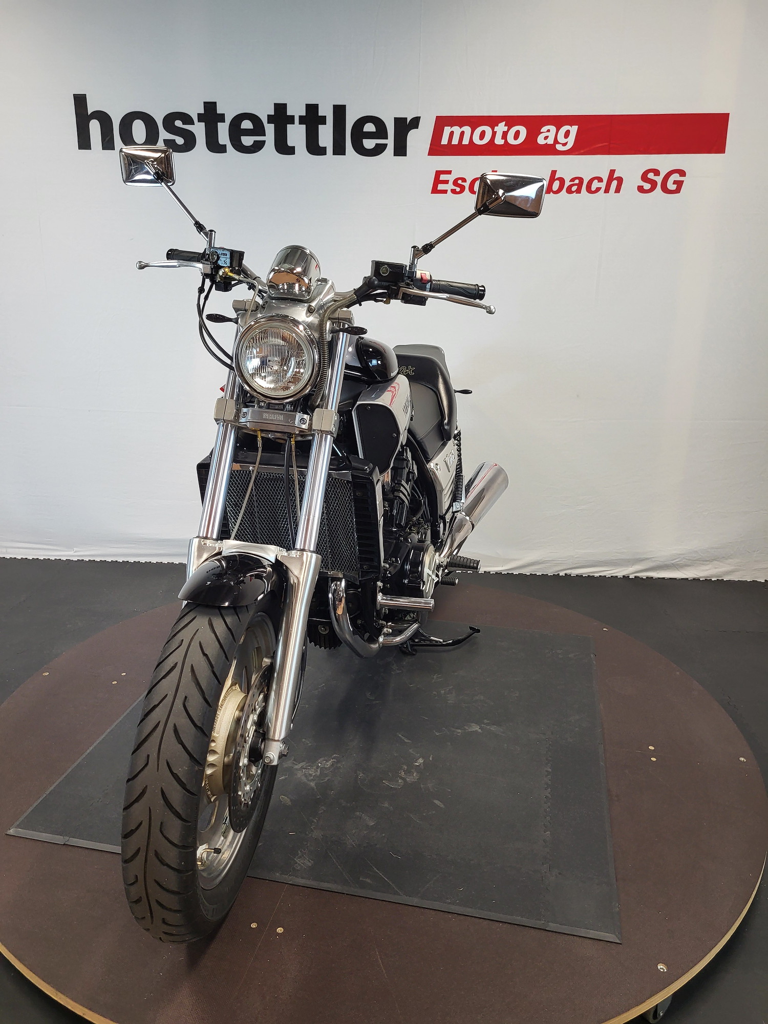 YAMAHA VMX 1200 TD 2EN-showroom-element-1