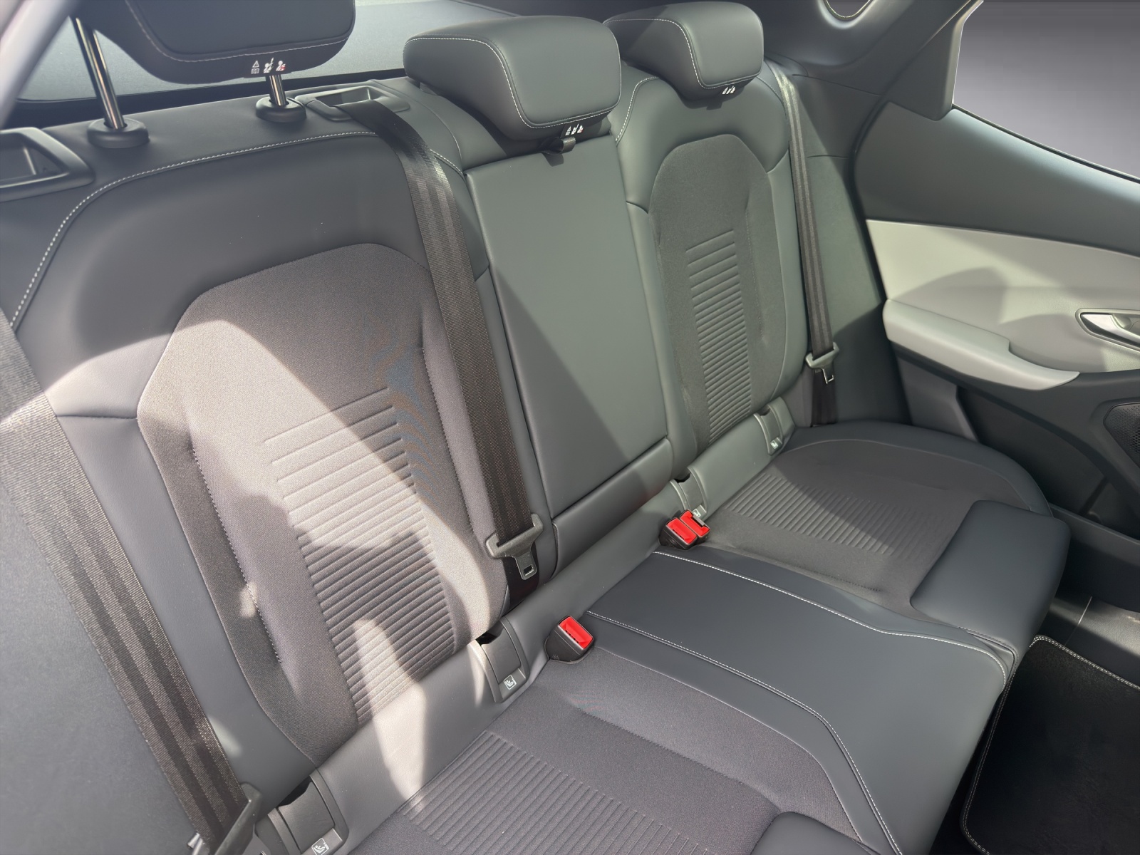 FORD Capri Extended Range Premium-image-14