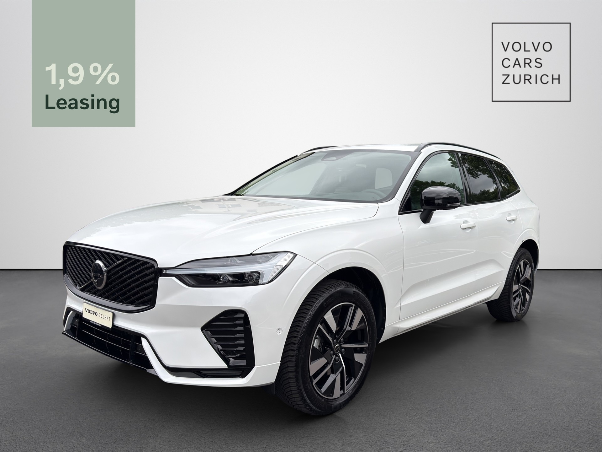 VOLVO XC60 2.0 B5 MH Plus Dark AWD