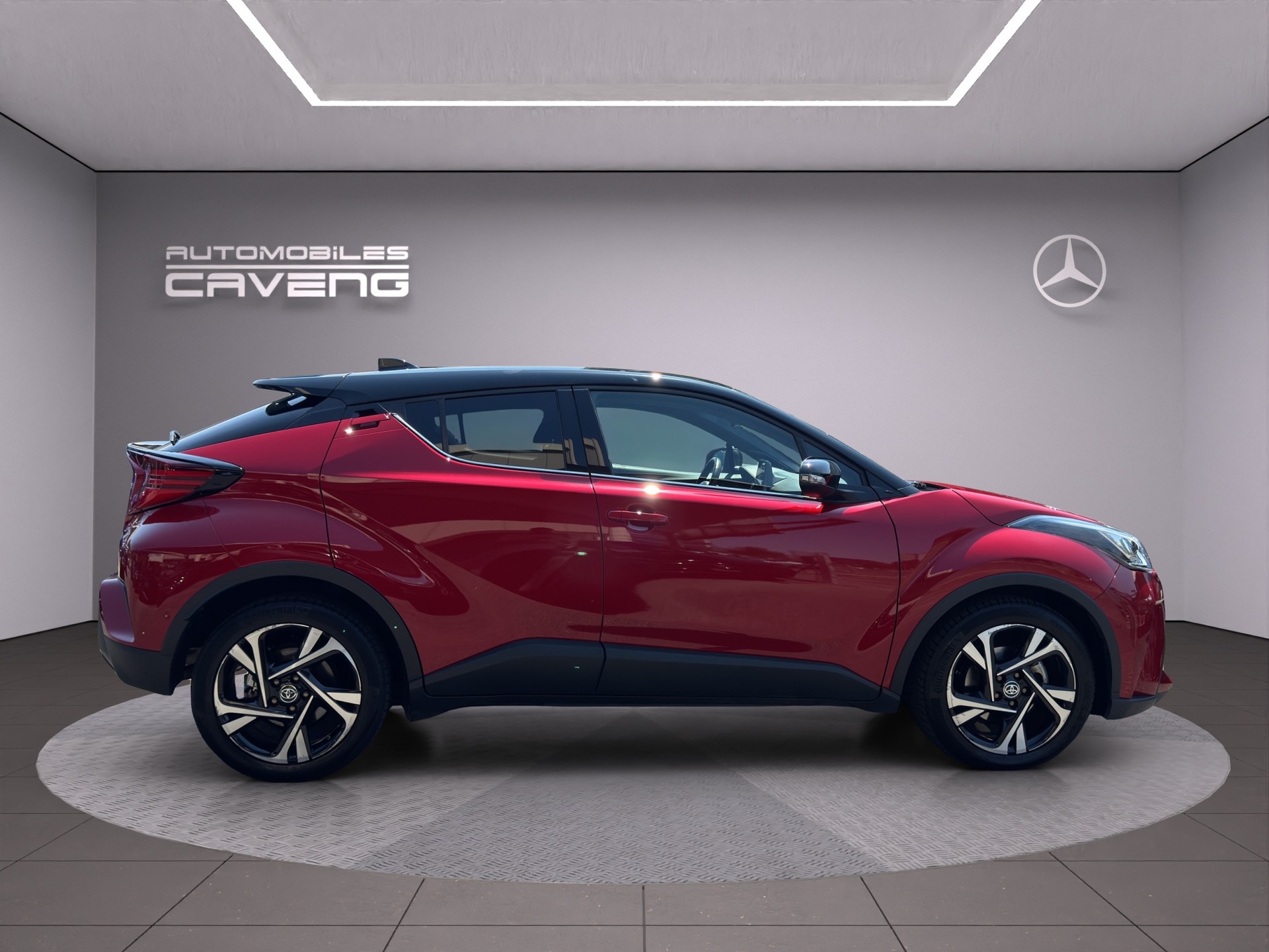TOYOTA C-HR 1.8 HSD CVT Trend-image-5