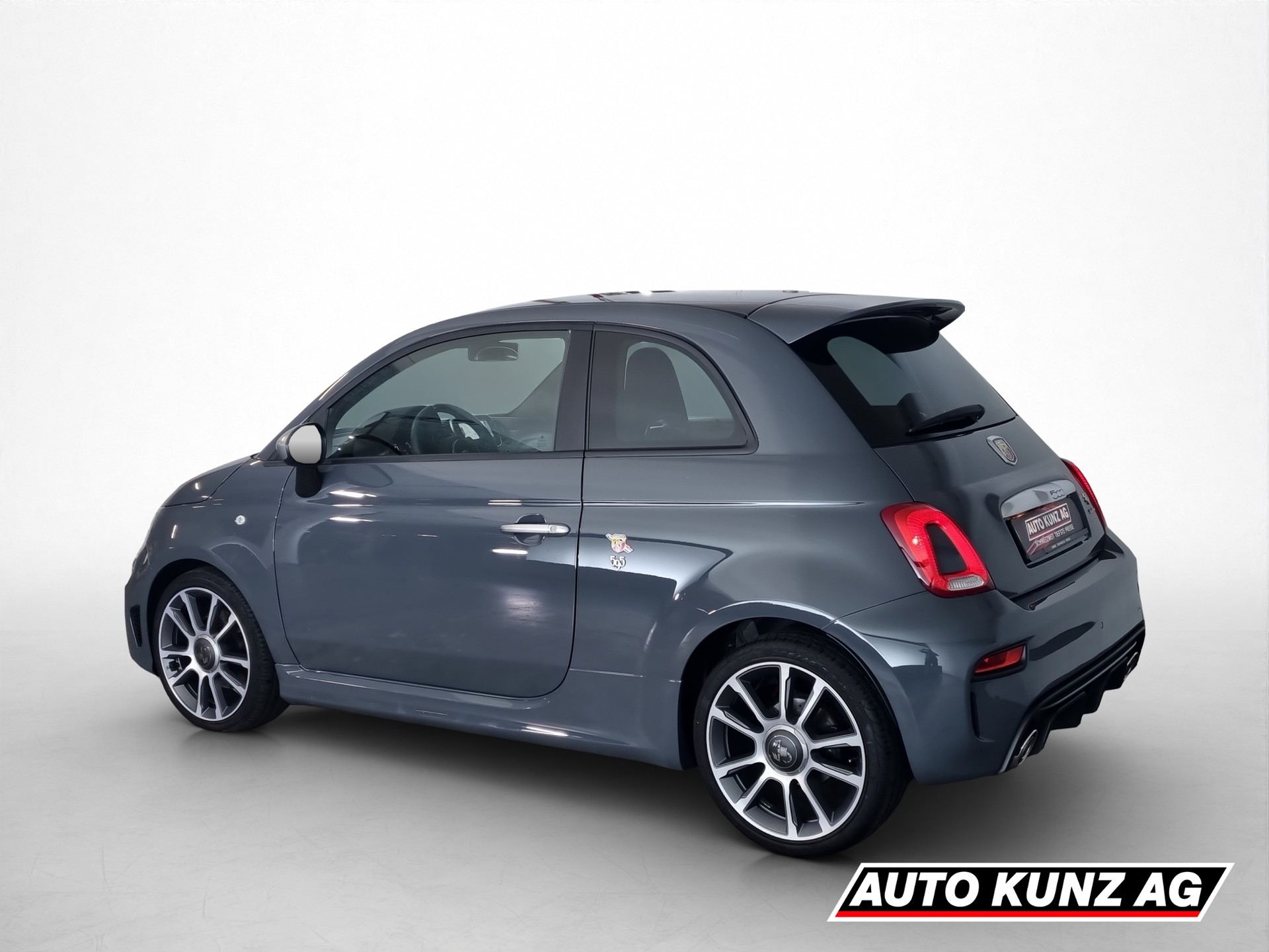 FIAT 595 Abarth 1.4 T-Jet 165 Turismo-showroom-element-3