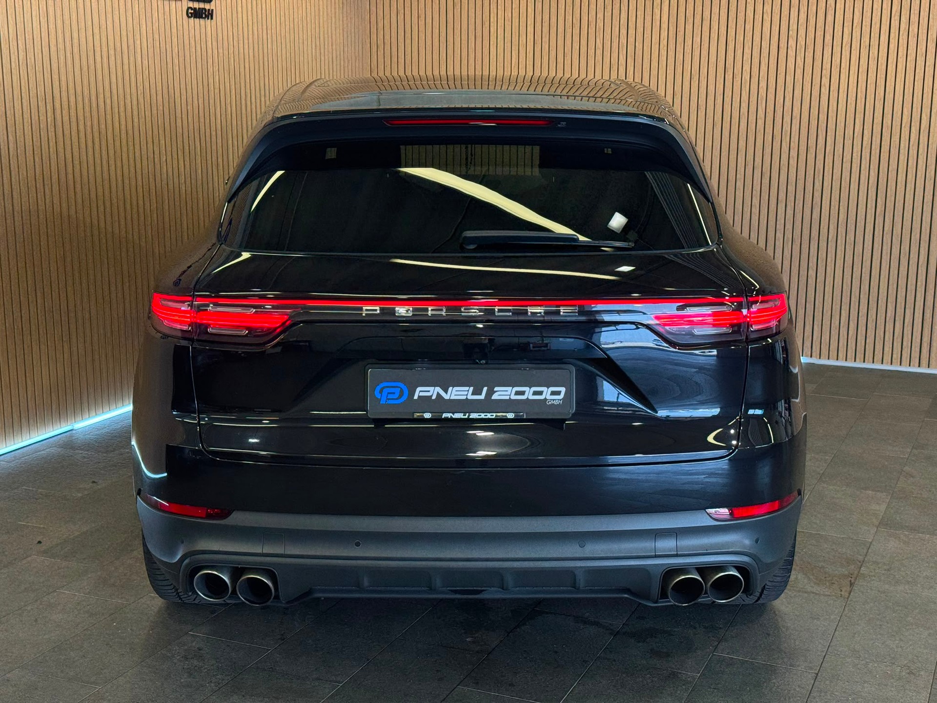 PORSCHE Cayenne S-image-4
