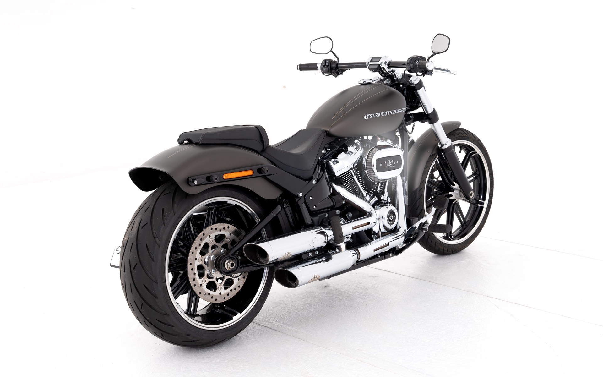 HARLEY-DAVIDSON FXBRS Breakout 114 ABS-image-2