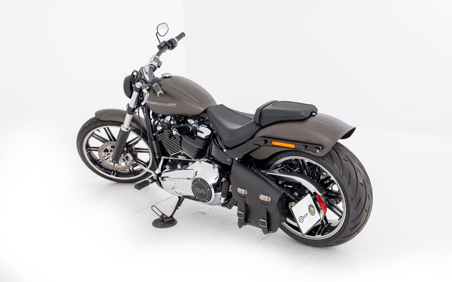 HARLEY-DAVIDSON FXBRS Breakout 114 ABS-image-3