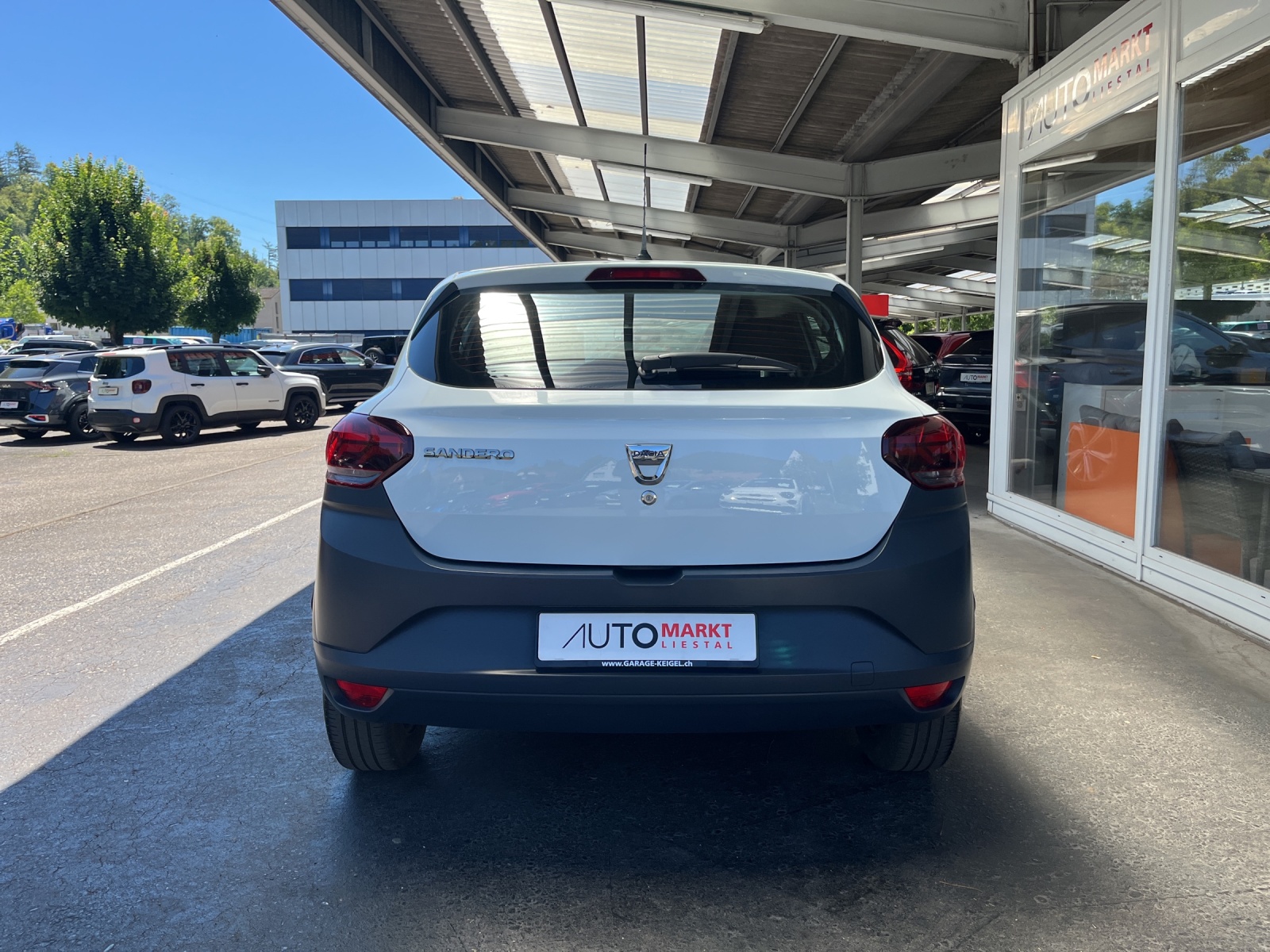 DACIA Sandero SCe 65 Access-showroom-element-3