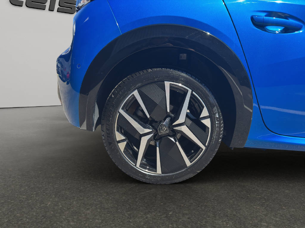 PEUGEOT 208 1.2 Hybrid 145 GT-image-14