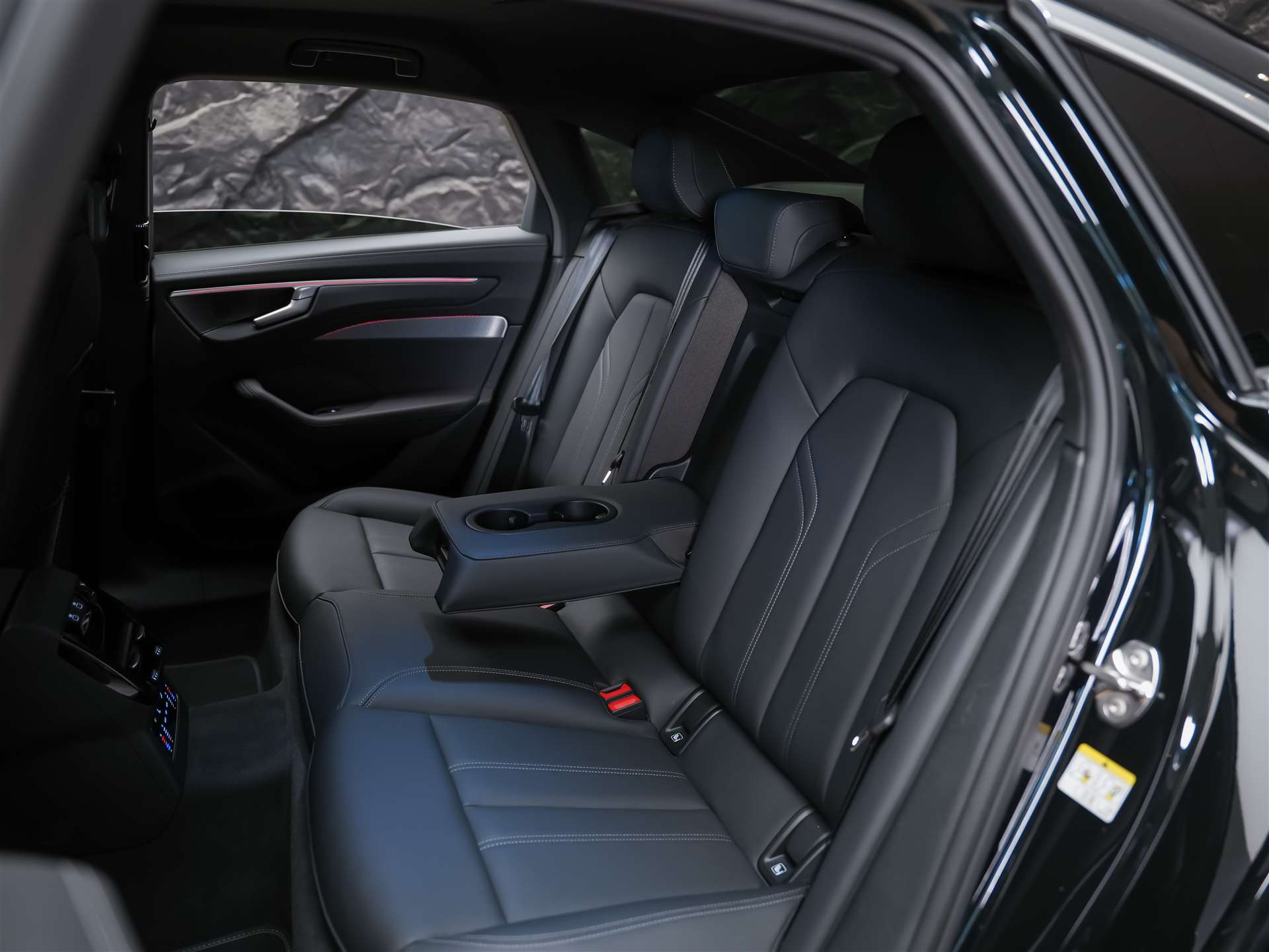 AUDI A6 Limousine S Line TDI quattro 150 kW S tronic *Beifahrerdisplay*Abstandsregler*Matrix LED*Head Up*-image-14