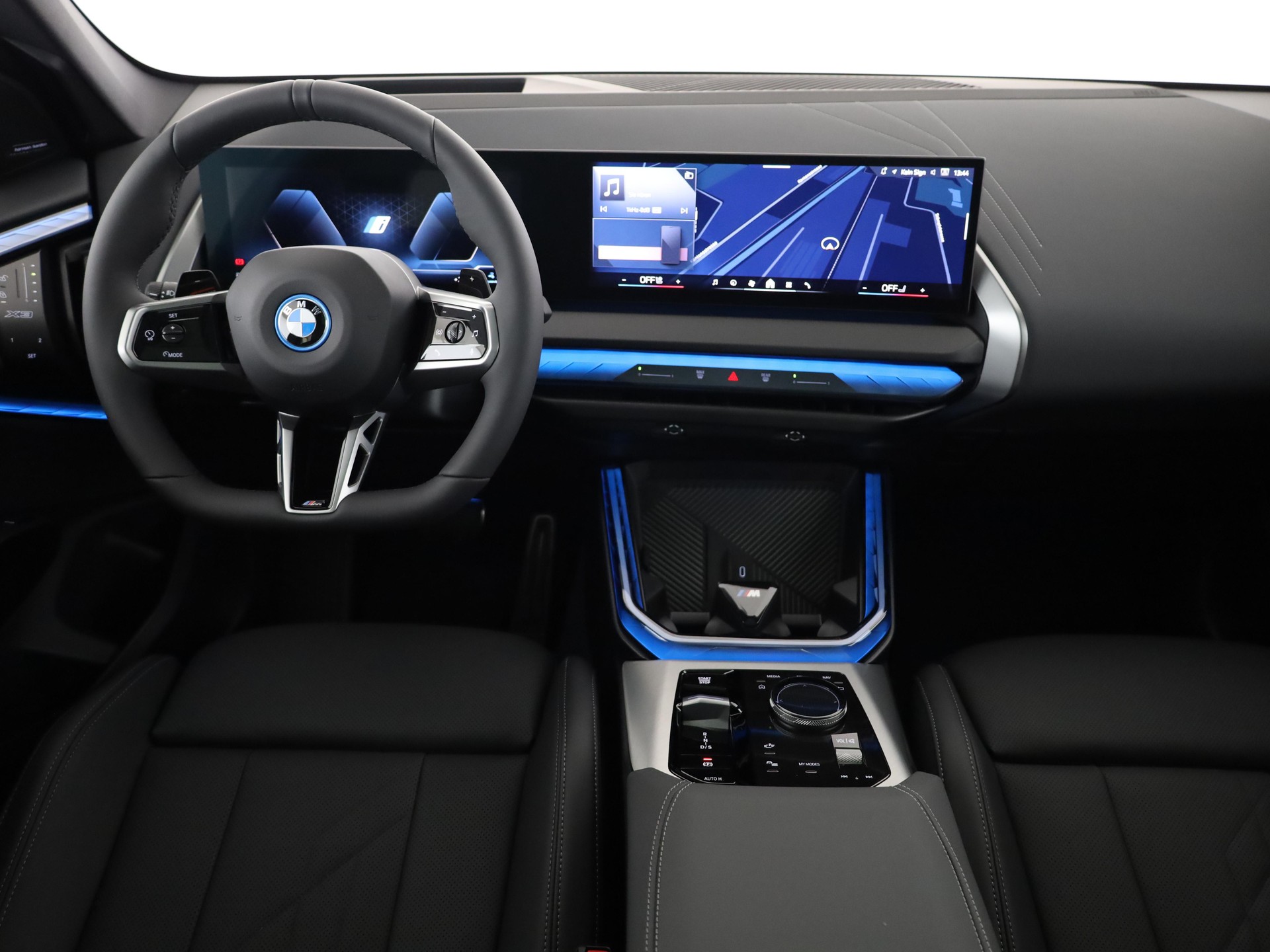 BMW X3 30e xDrive-image-4