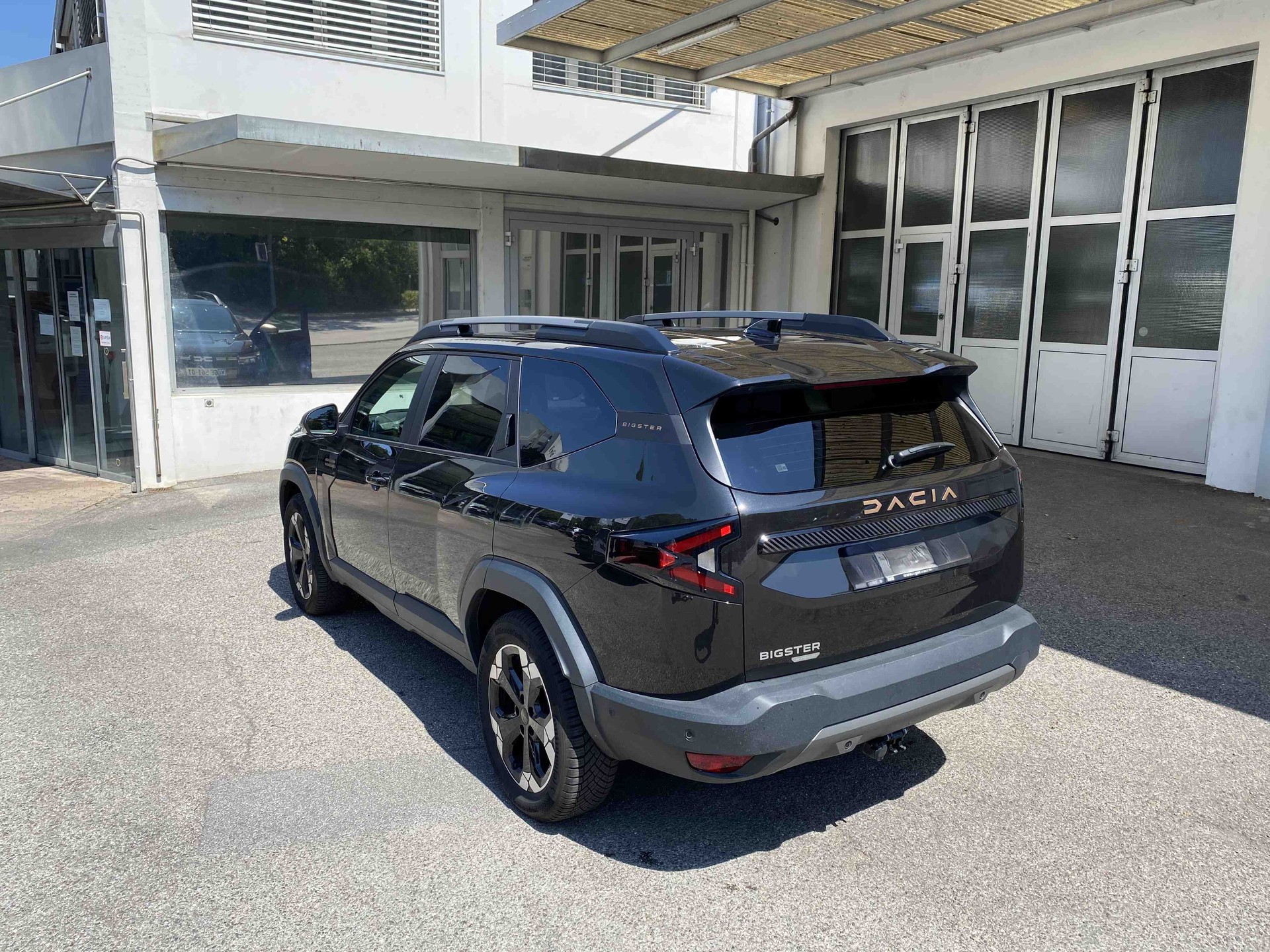 DACIA extreme hybrid 155-image-1