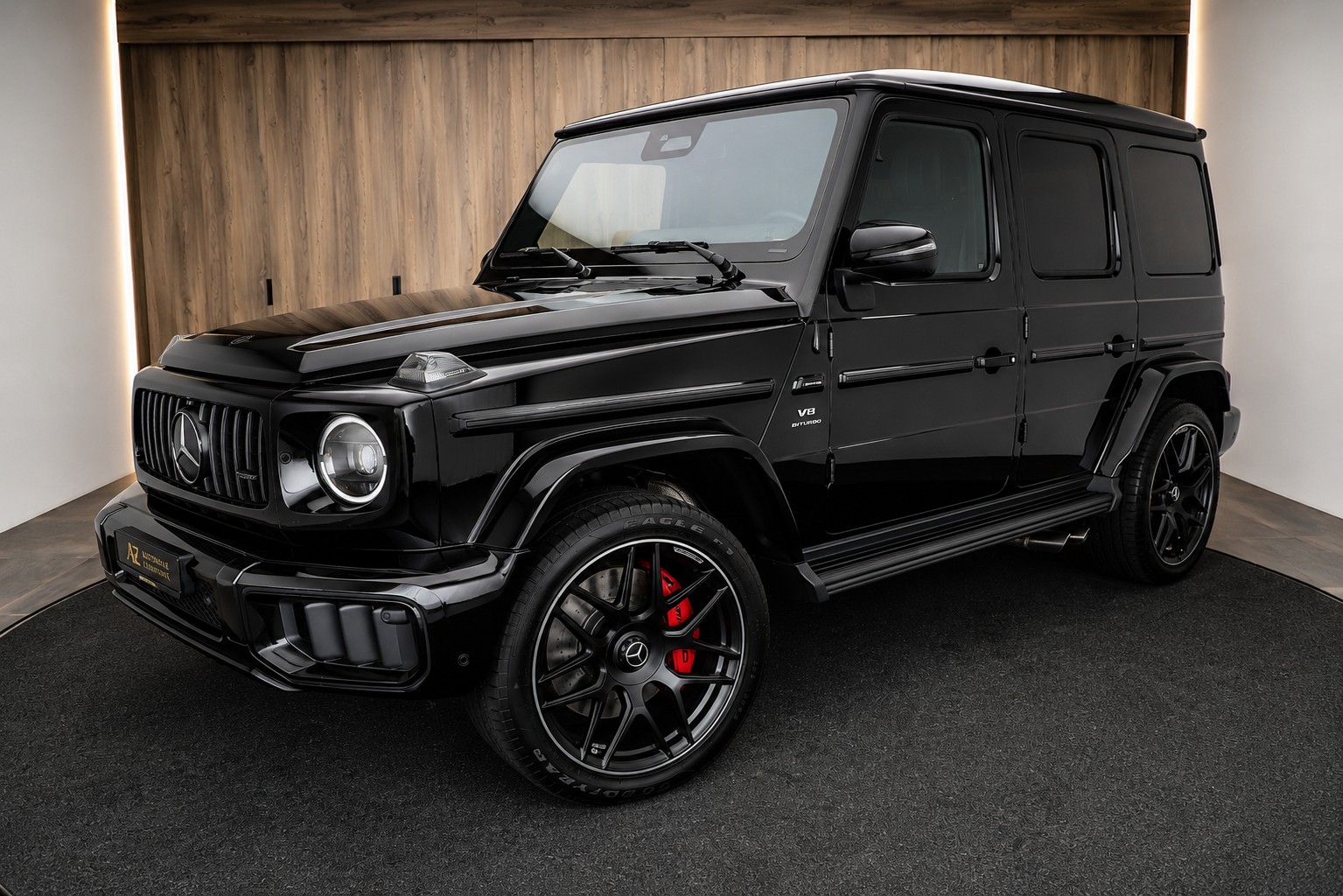 MERCEDES-BENZ G 63 AMG 9G-Tronic Facelift mit 605 PS ganz in schwarz-image-0