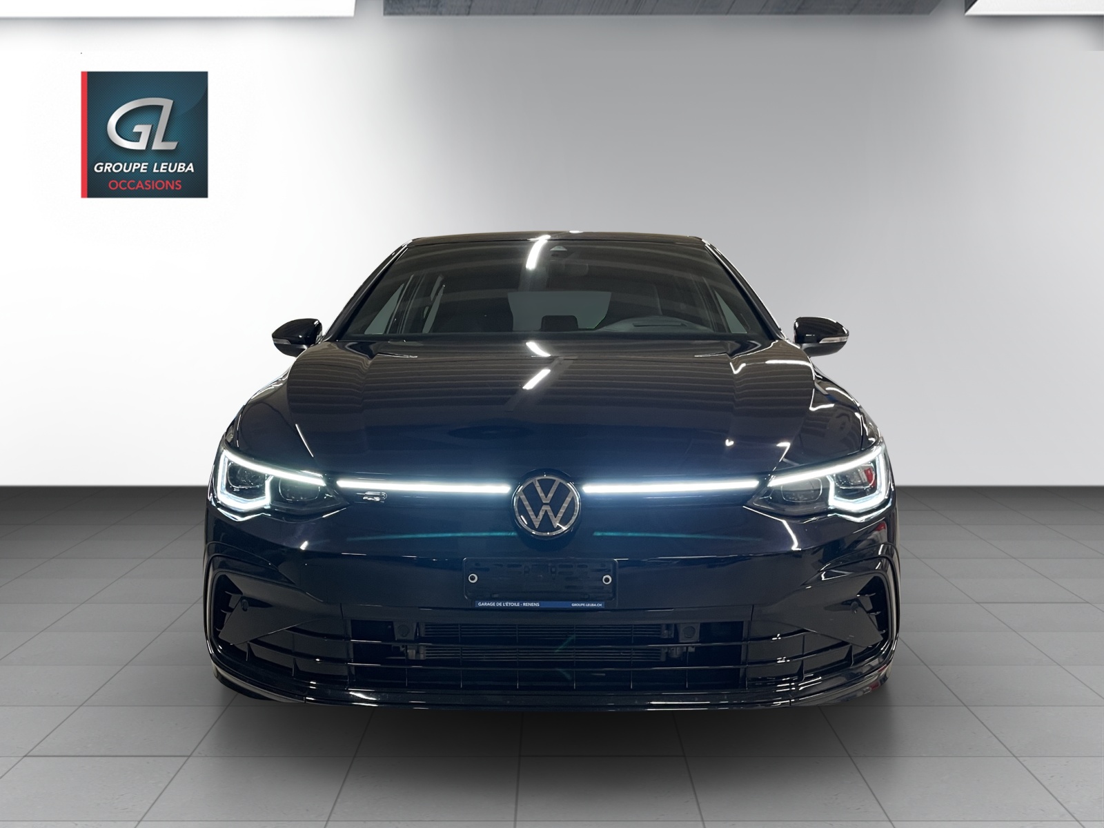 VW Golf 1.5 eTSI mHEV ACT R-Line DSG-showroom-element-1