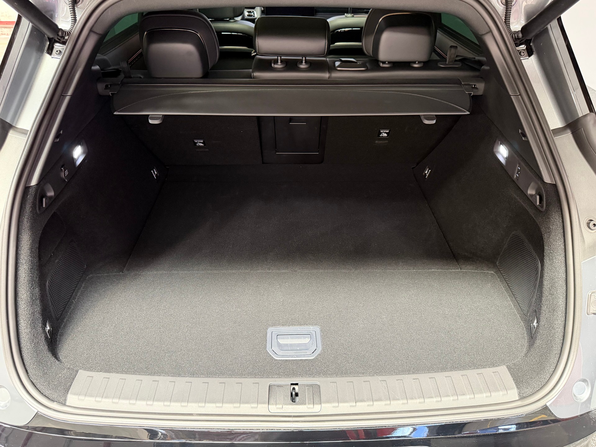 ZEEKR 7X 100kWh Privilege AWD-image-10