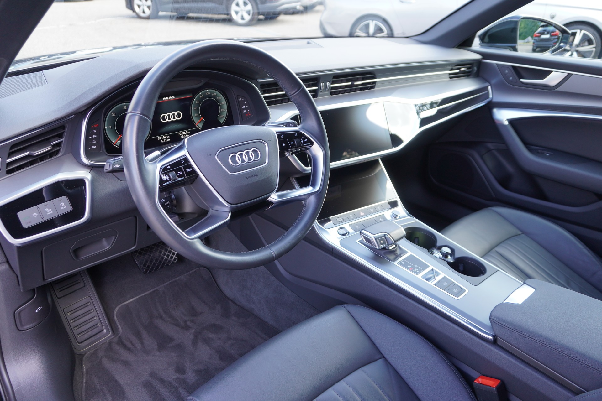 AUDI A6 Avant 40 TDI S-tronic S-LINE!!!-image-12