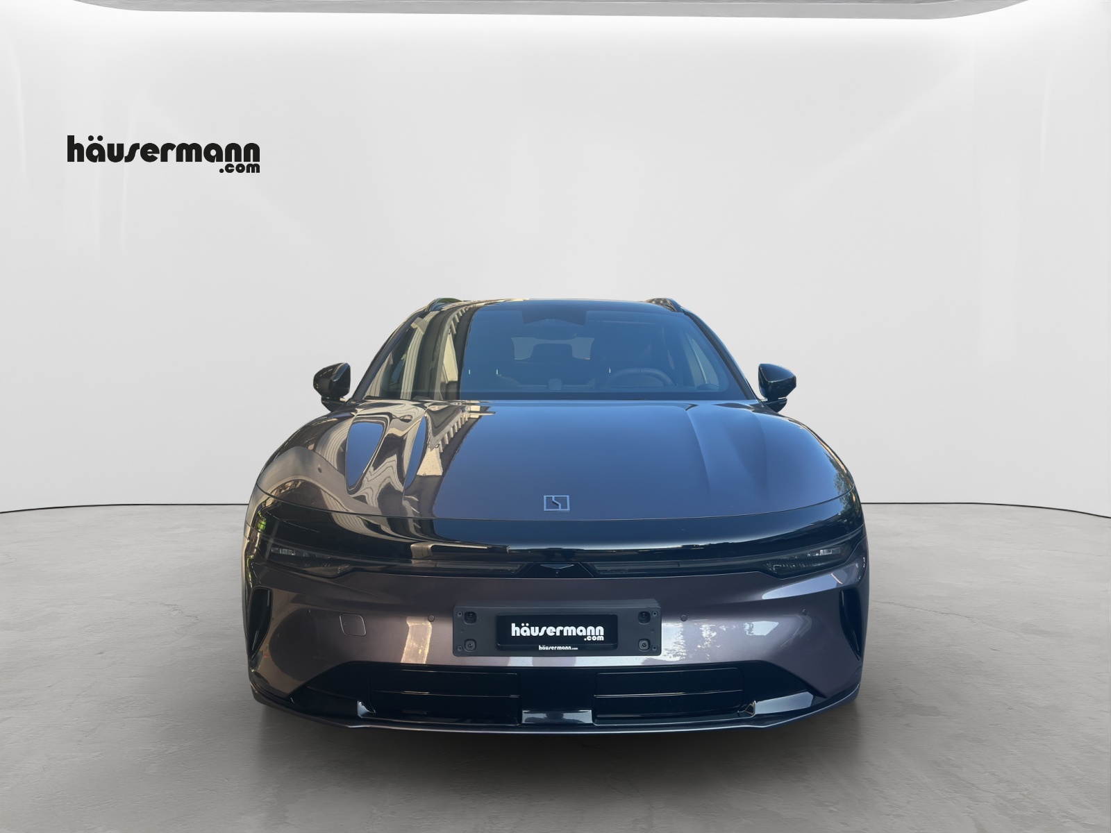 ZEEKR 7GT Privilege Launch Edition AWD-showroom-element-1