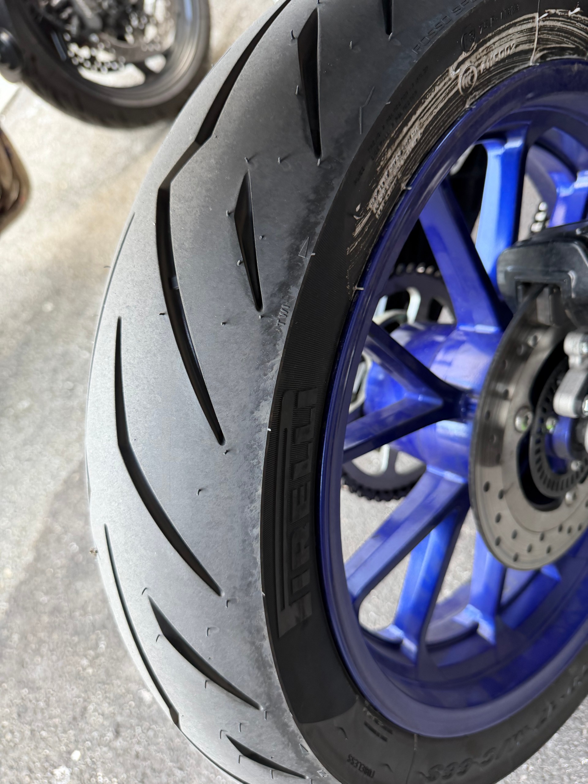 YAMAHA MT-125 ABS-image-11