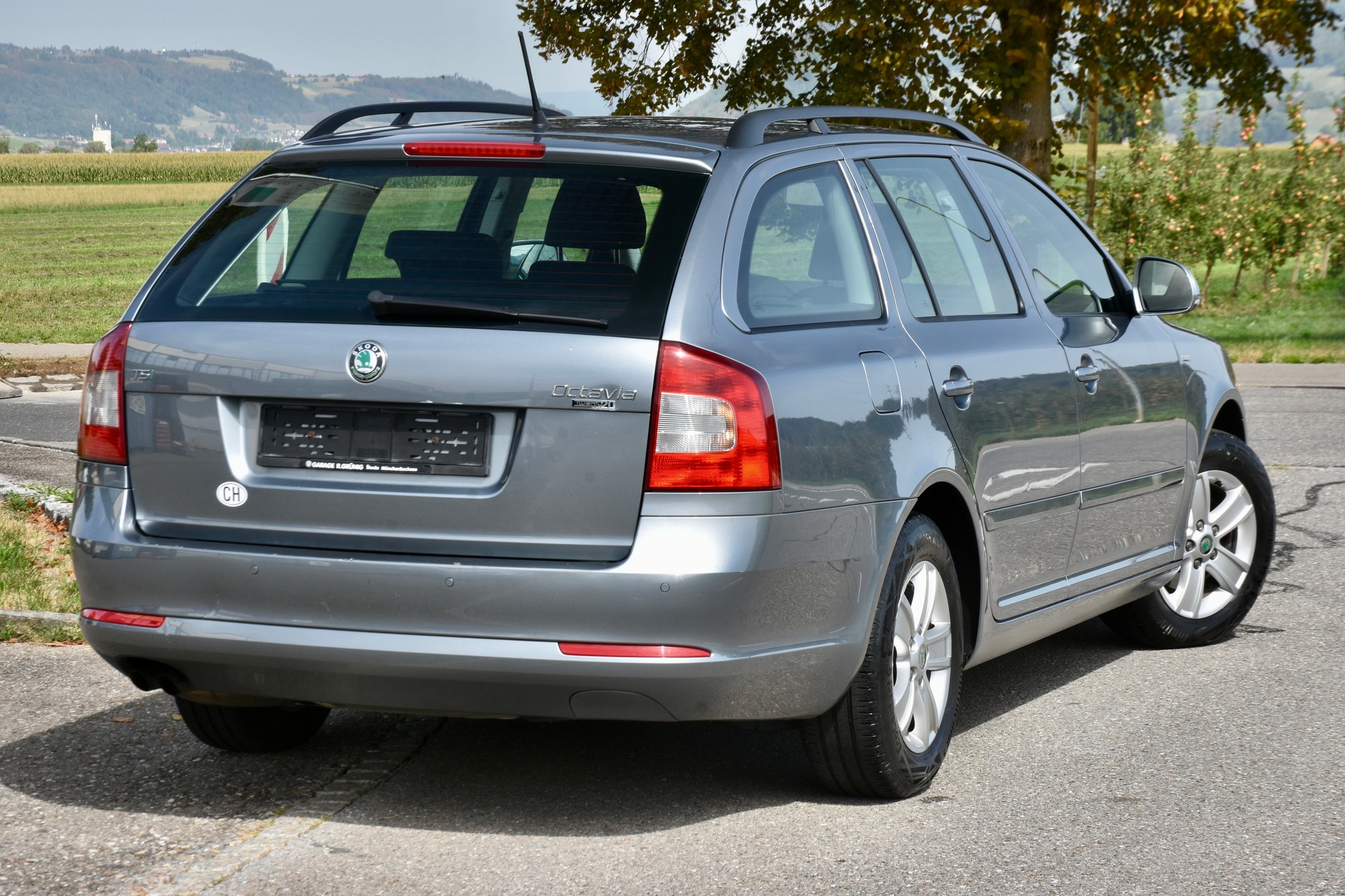 SKODA Octavia Combi 1.4 TSI Twenty20-showroom-element-1