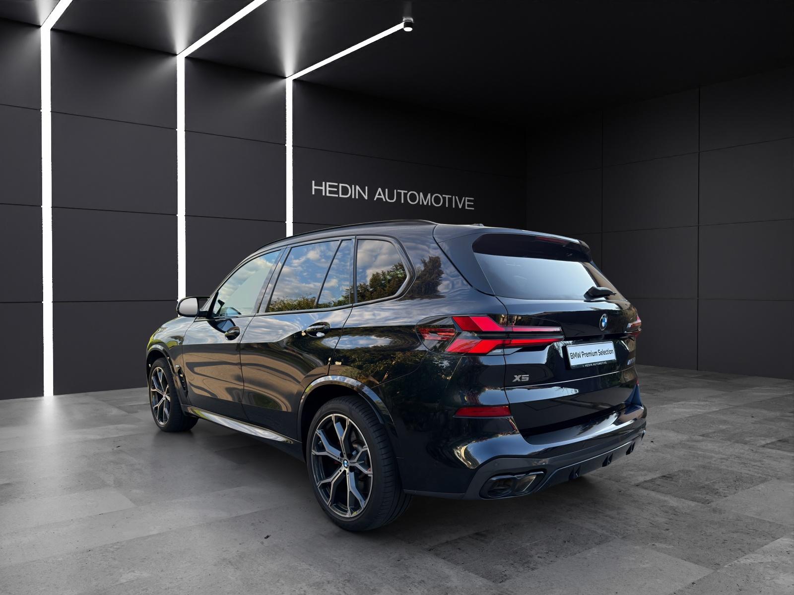 BMW X5 M60i xDrive-showroom-element-2