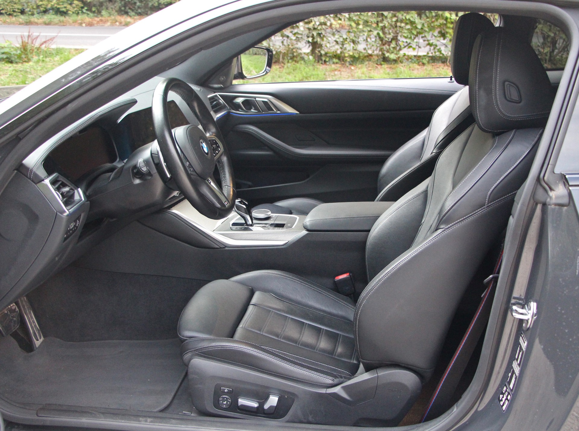 BMW M440i xDrive 48V Coupé Steptronic-image-7