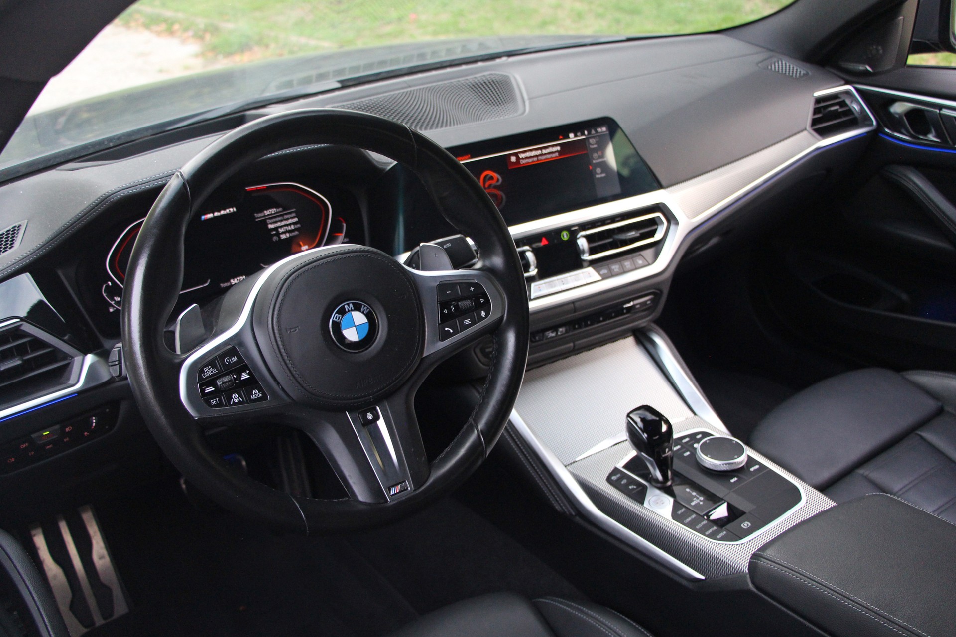 BMW M440i xDrive 48V Coupé Steptronic-image-6