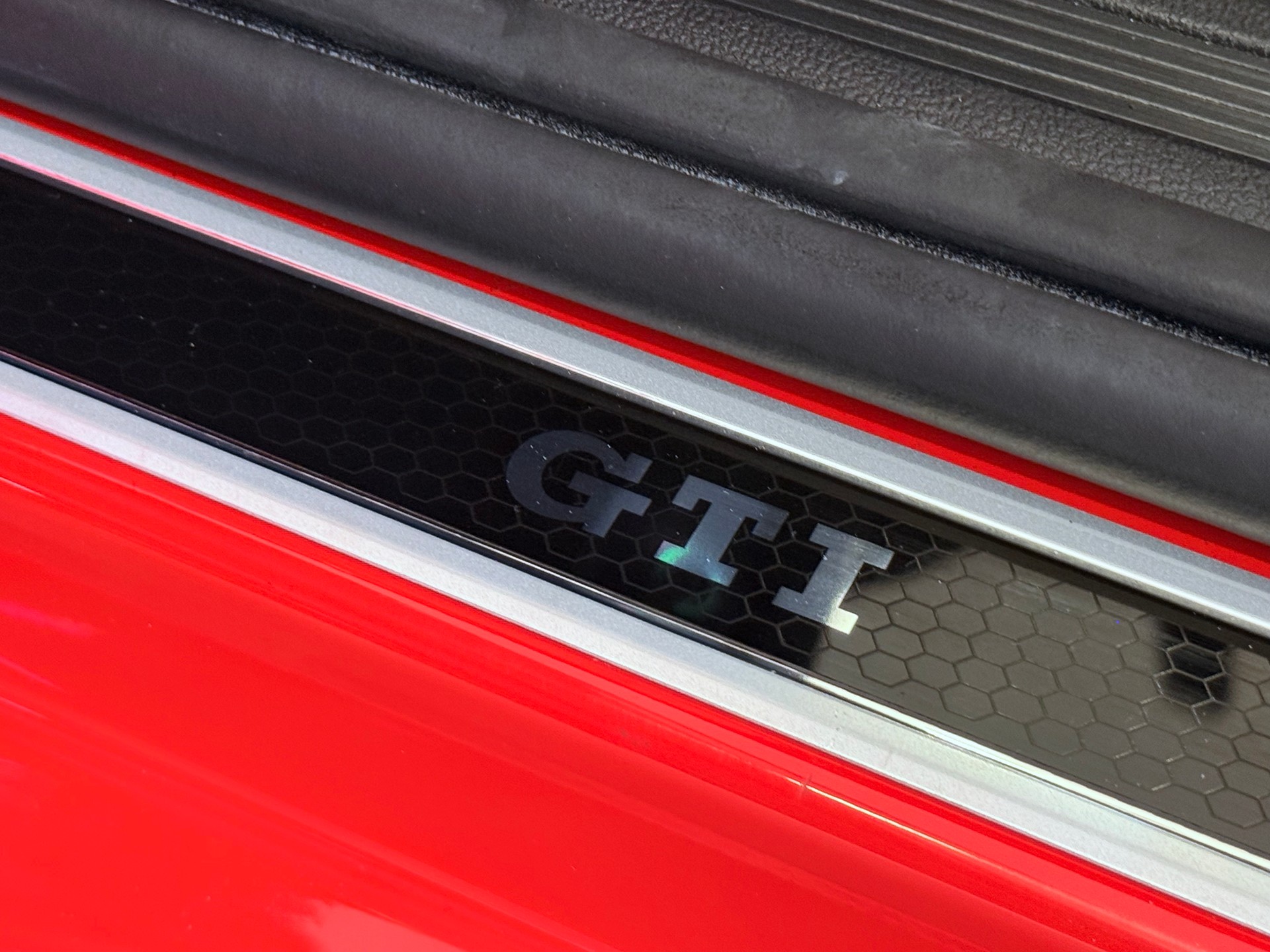 VW Polo 2.0 TSI GTI DSG-image-13