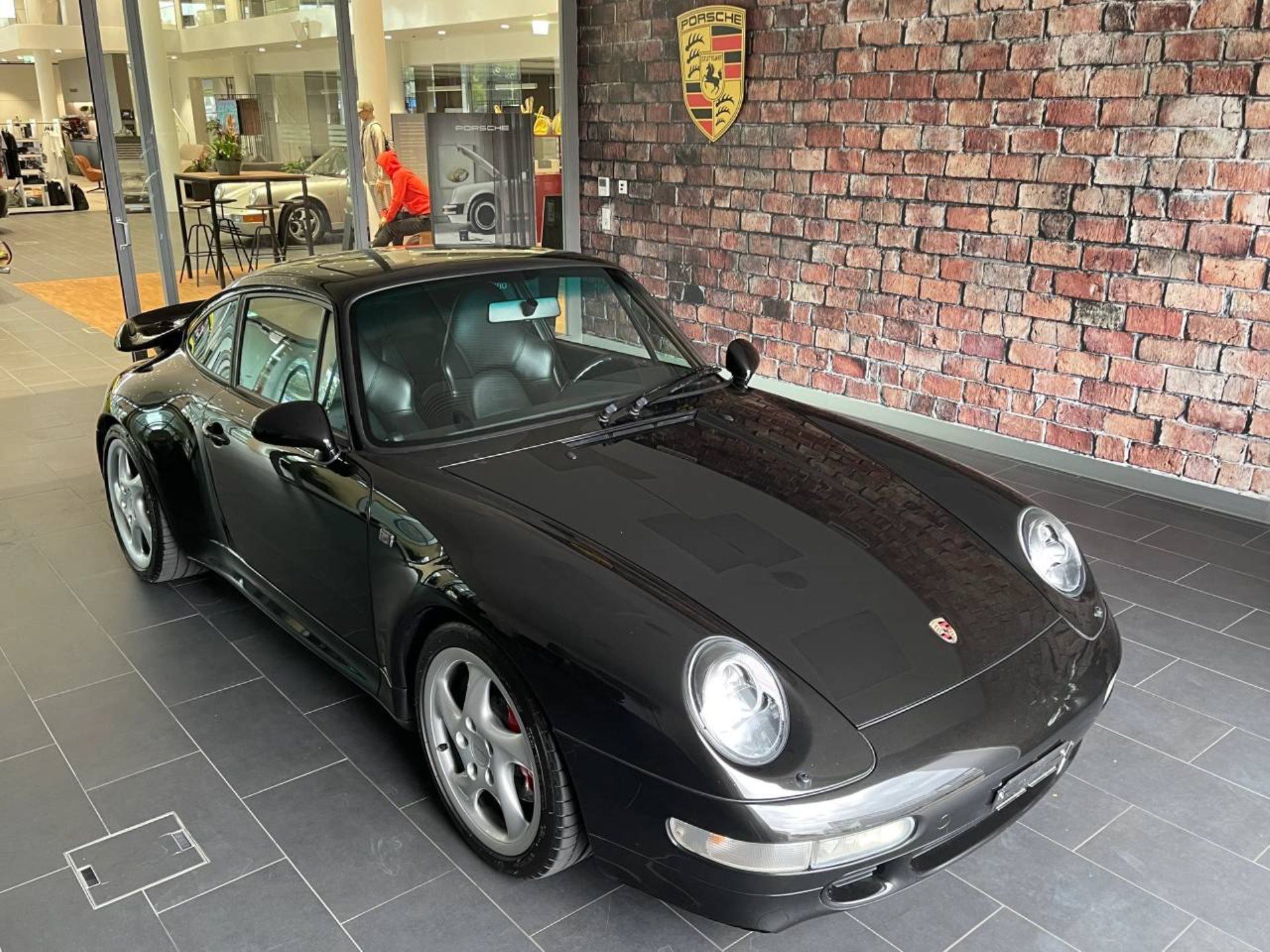 PORSCHE 911 Turbo-image-14