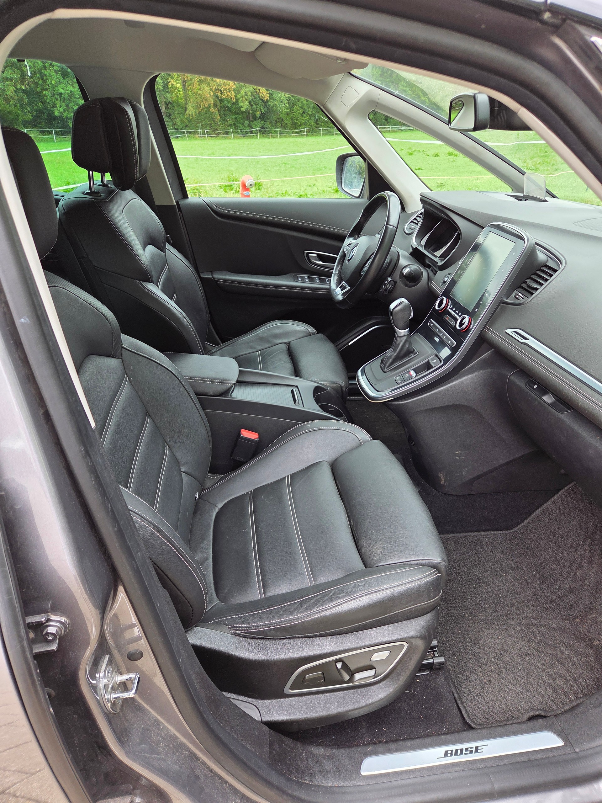 RENAULT Scénic 1.6 dCi Bose EDC-image-6