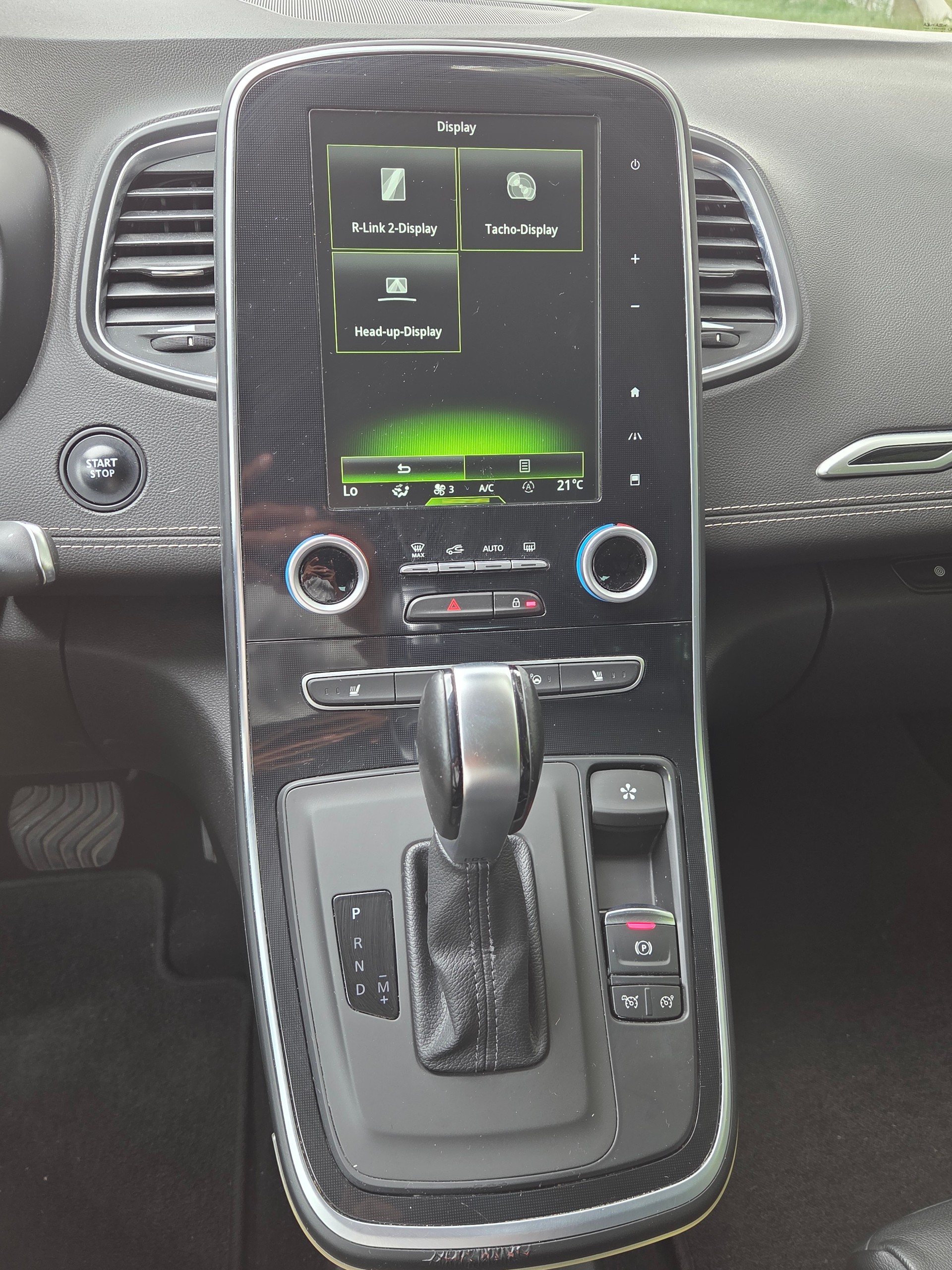 RENAULT Scénic 1.6 dCi Bose EDC-image-10