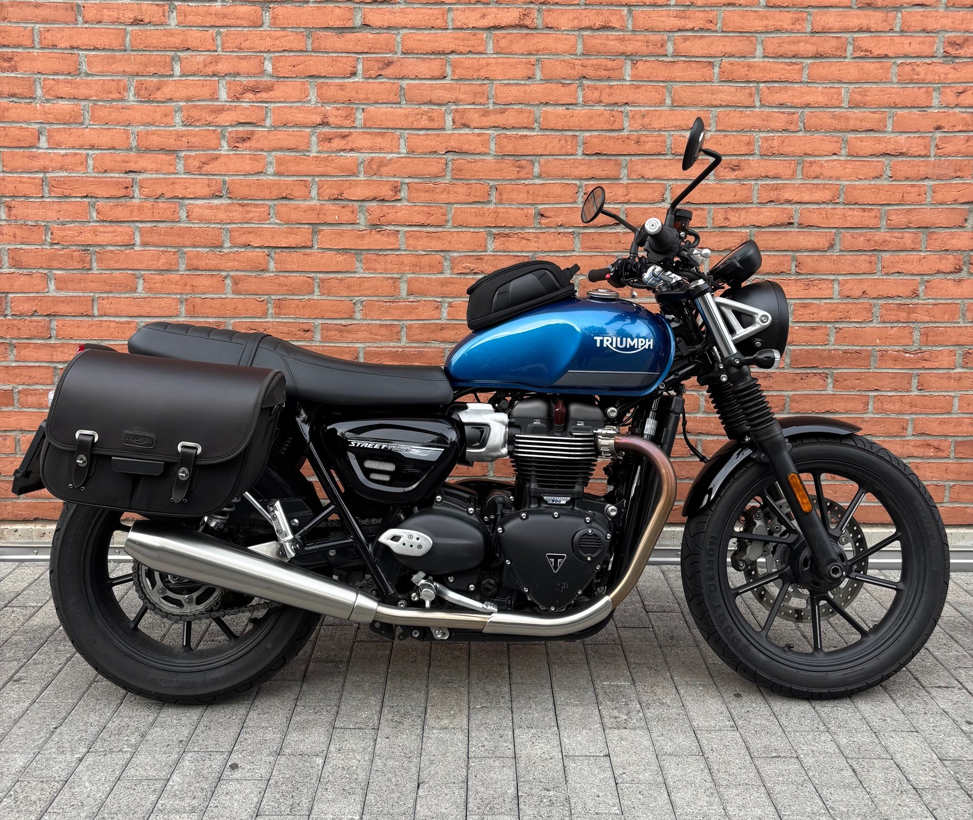 TRIUMPH Street Twin 900-image-0