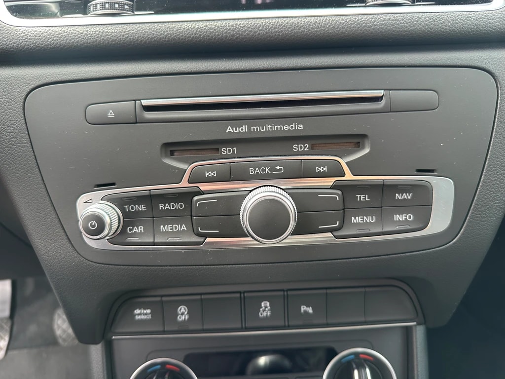 AUDI Q3 2.0 TDI design-image-10