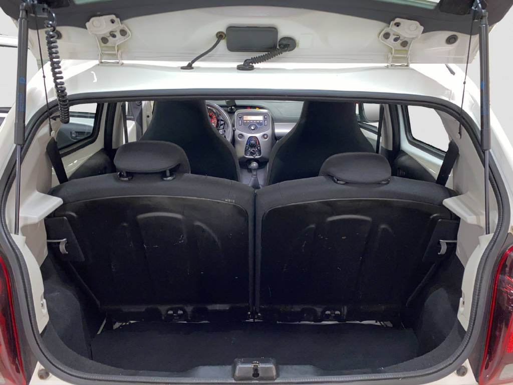 PEUGEOT 108 1.2 PureTech Active Top-image-13