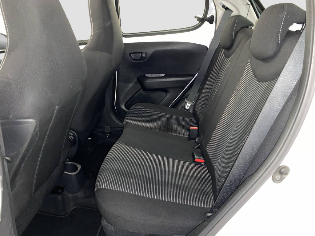 PEUGEOT 108 1.2 PureTech Active Top-image-12
