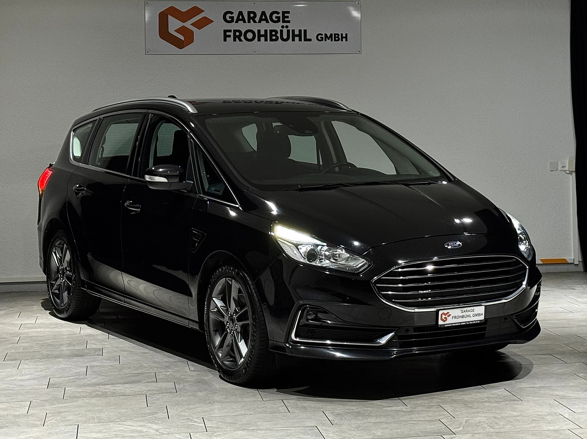 FORD S-Max 2.0 TDCi Titanium Automatic-showroom-element-2