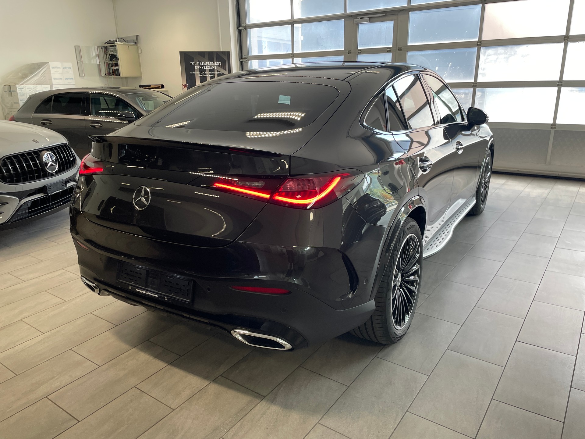 MERCEDES-BENZ GLC Coupé 300 4Matic 9G-Tronic AMG Line-image-5