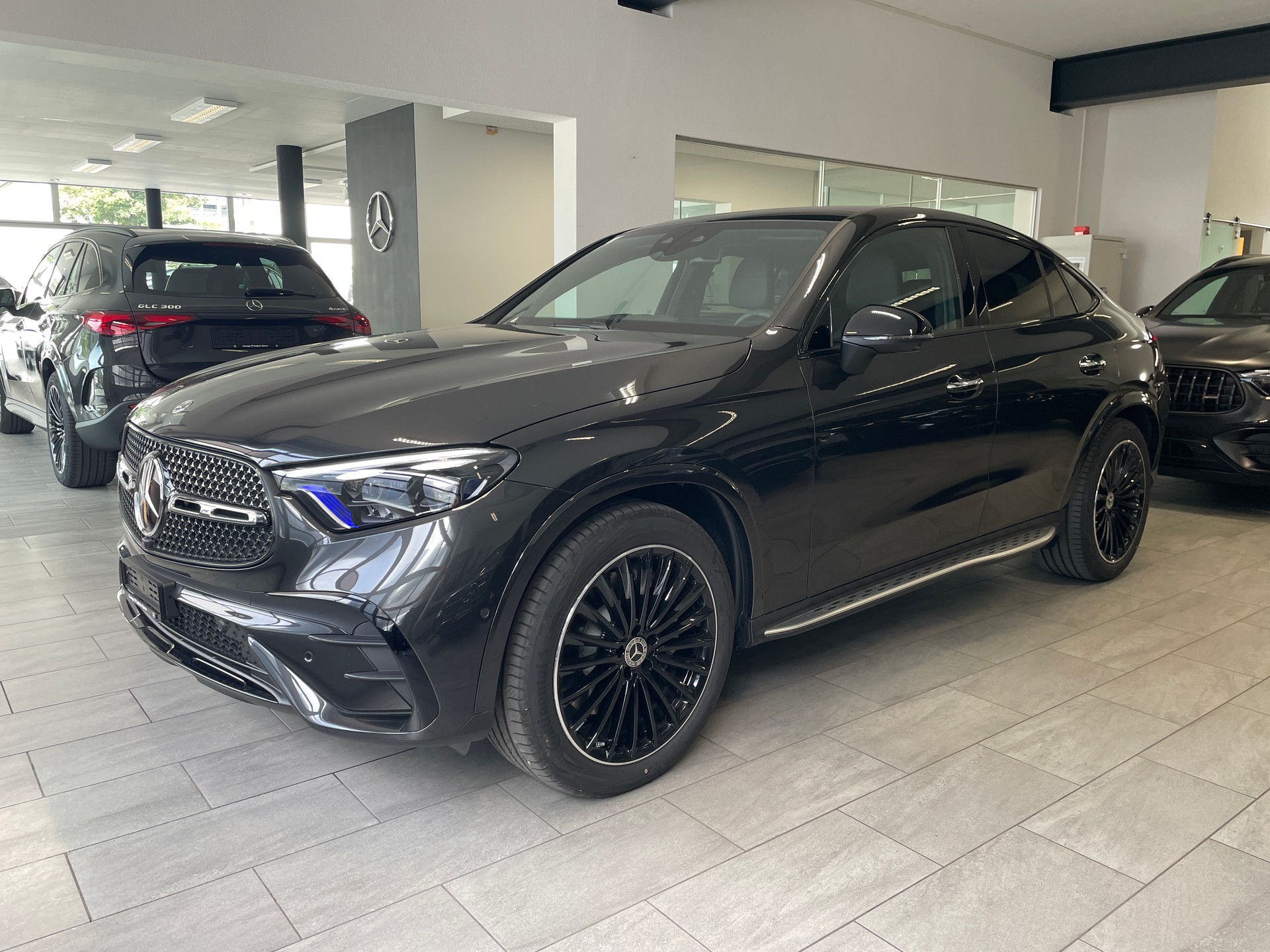 MERCEDES-BENZ GLC Coupé 300 4Matic 9G-Tronic AMG Line