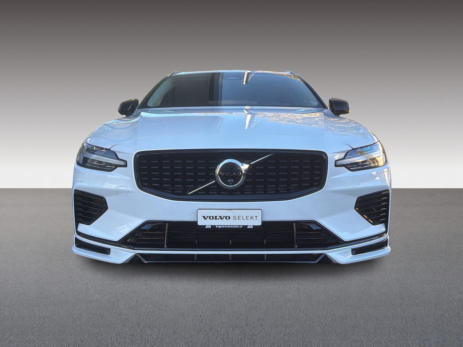 VOLVO V60 2.0 T8 TE Ultra Dark Heico-showroom-element-1