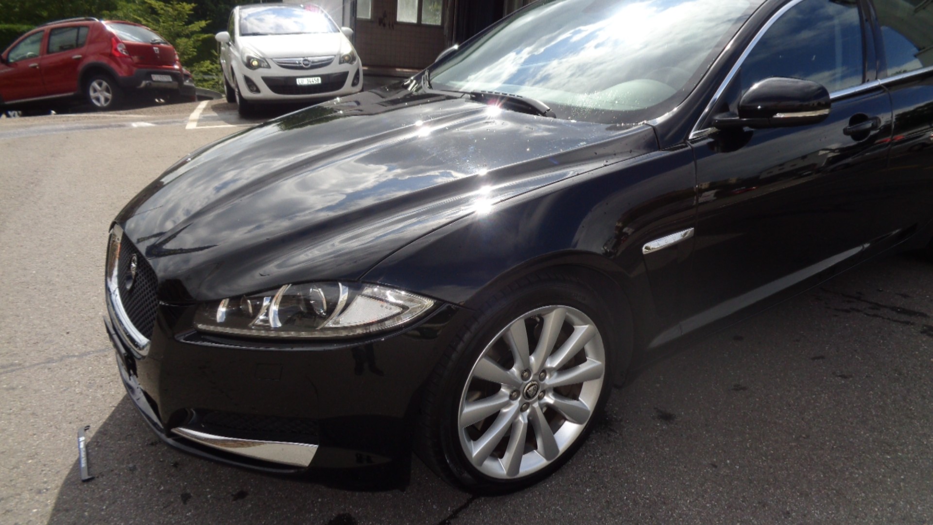 JAGUAR XF Sportbrake 3.0d S V6 Premium Luxury-image-2
