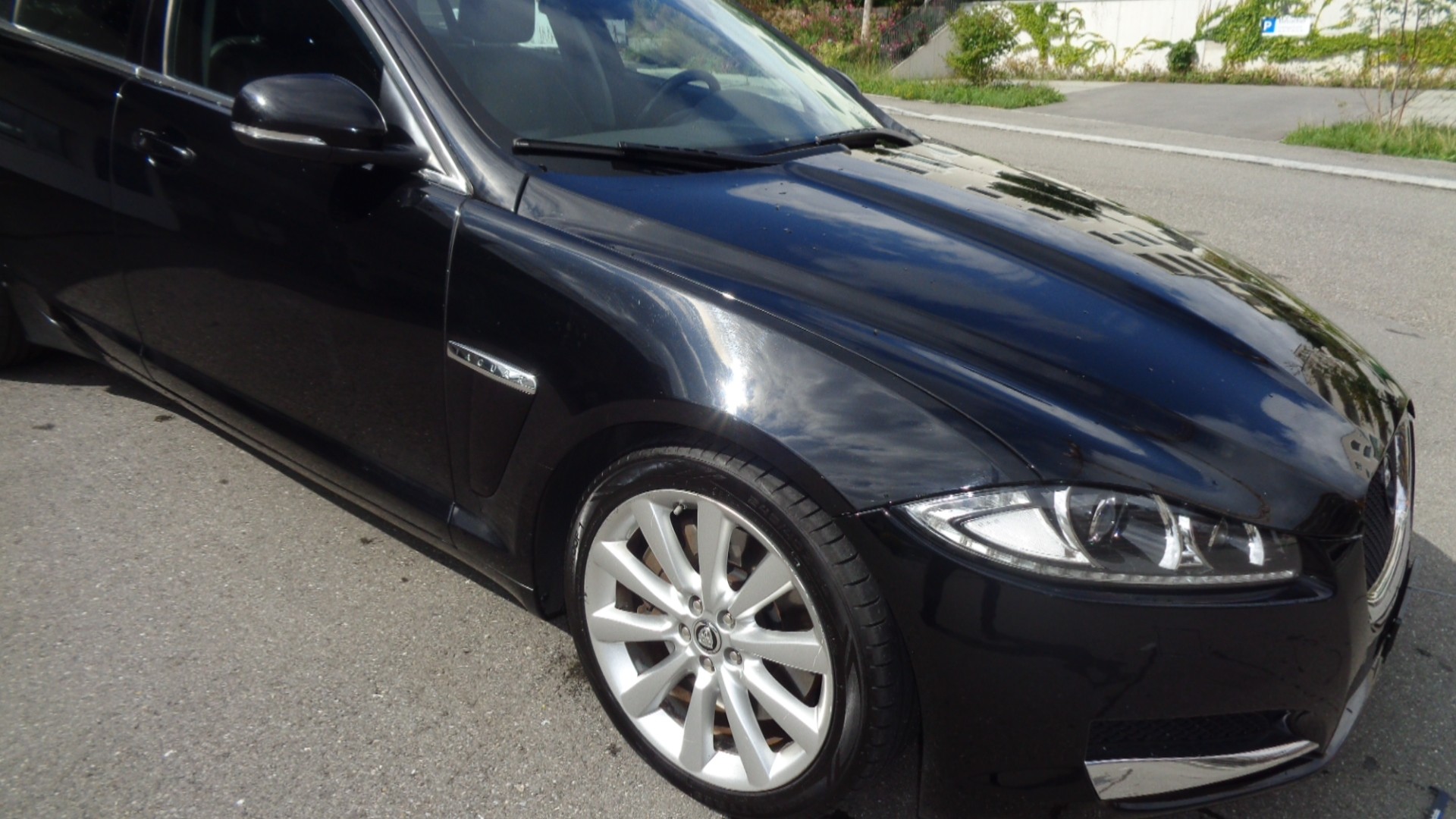 JAGUAR XF Sportbrake 3.0d S V6 Premium Luxury-image-3