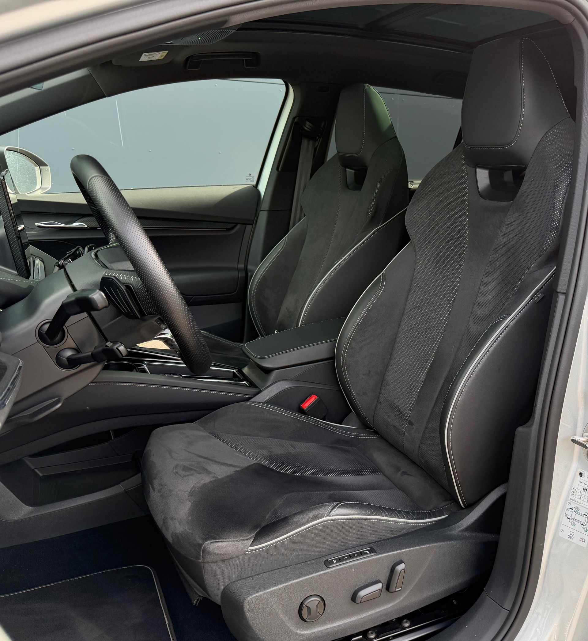 SKODA Enyaq iV 80 SportLine-image-10