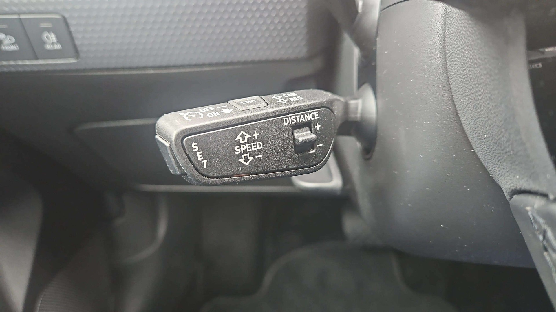 AUDI A1 Sportback 30 TFSI advanced S-tronic mit 5J Werksgarantie oder bis 100000km-image-23